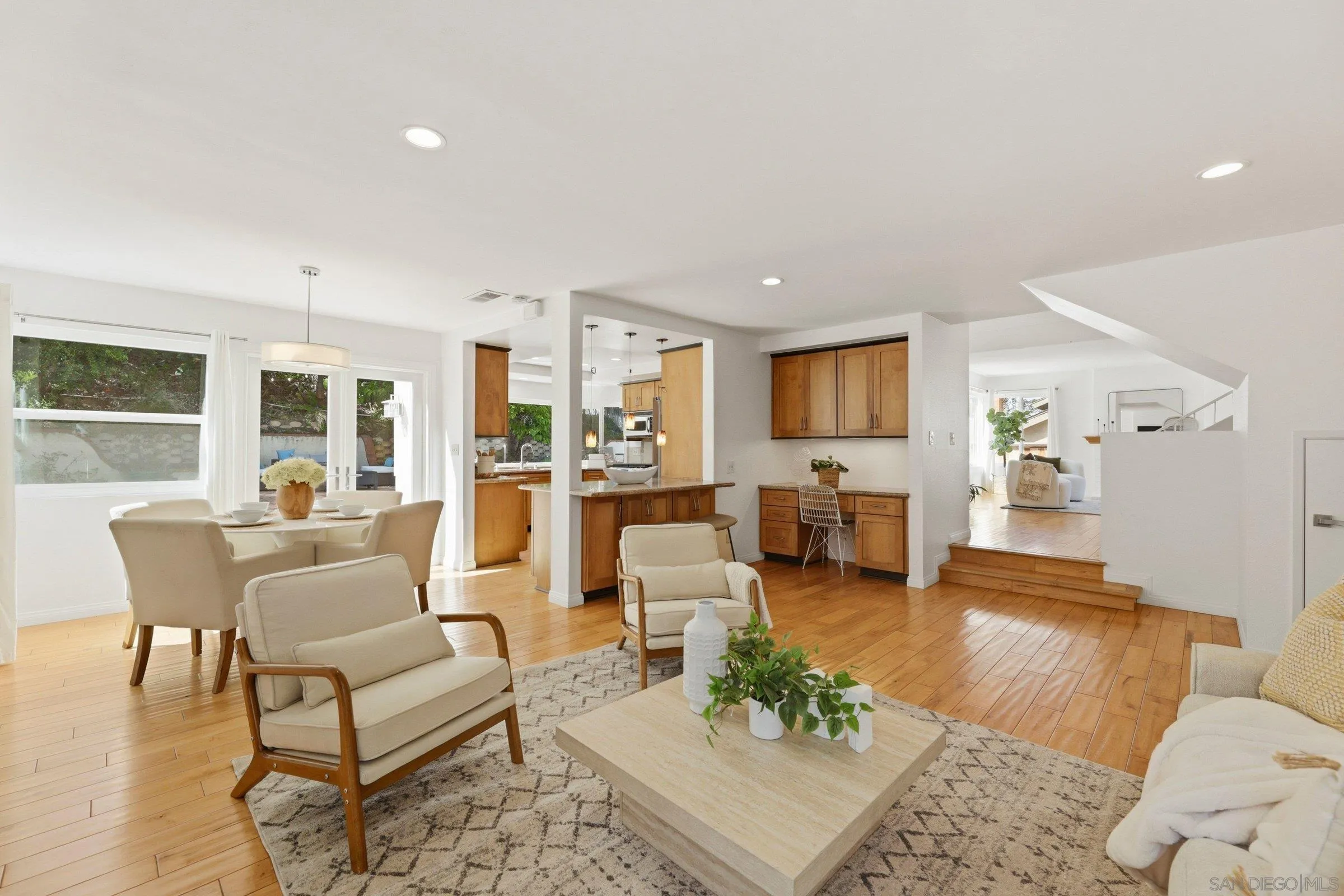 https://cdn.realtyfeed.com/cdn/127/260010191/7ab7fee393b78408a835e6c2066d5b0c.webp