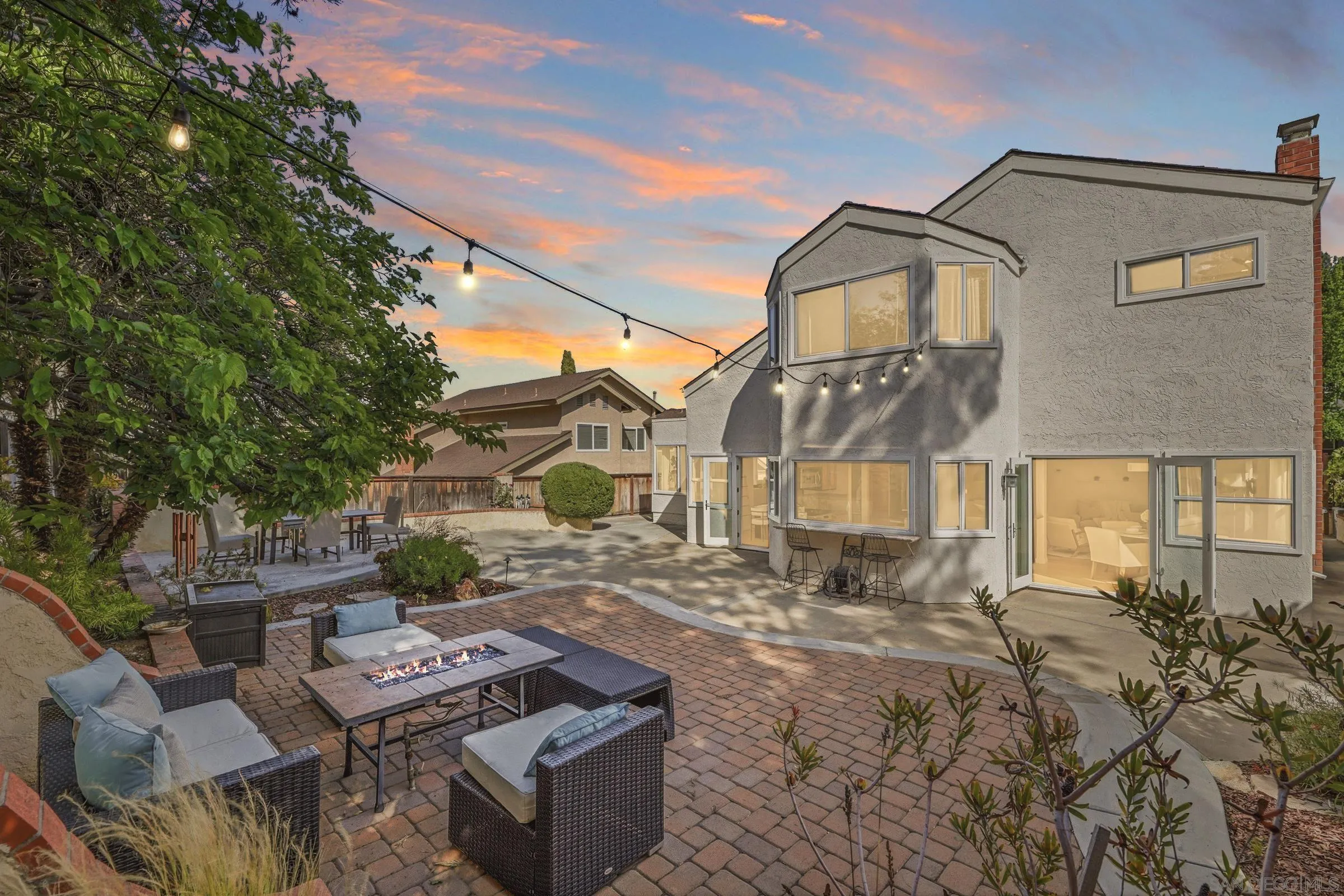 https://cdn.realtyfeed.com/cdn/127/260010191/bc2a1214c6f149d1005b1ed418095ce4.webp