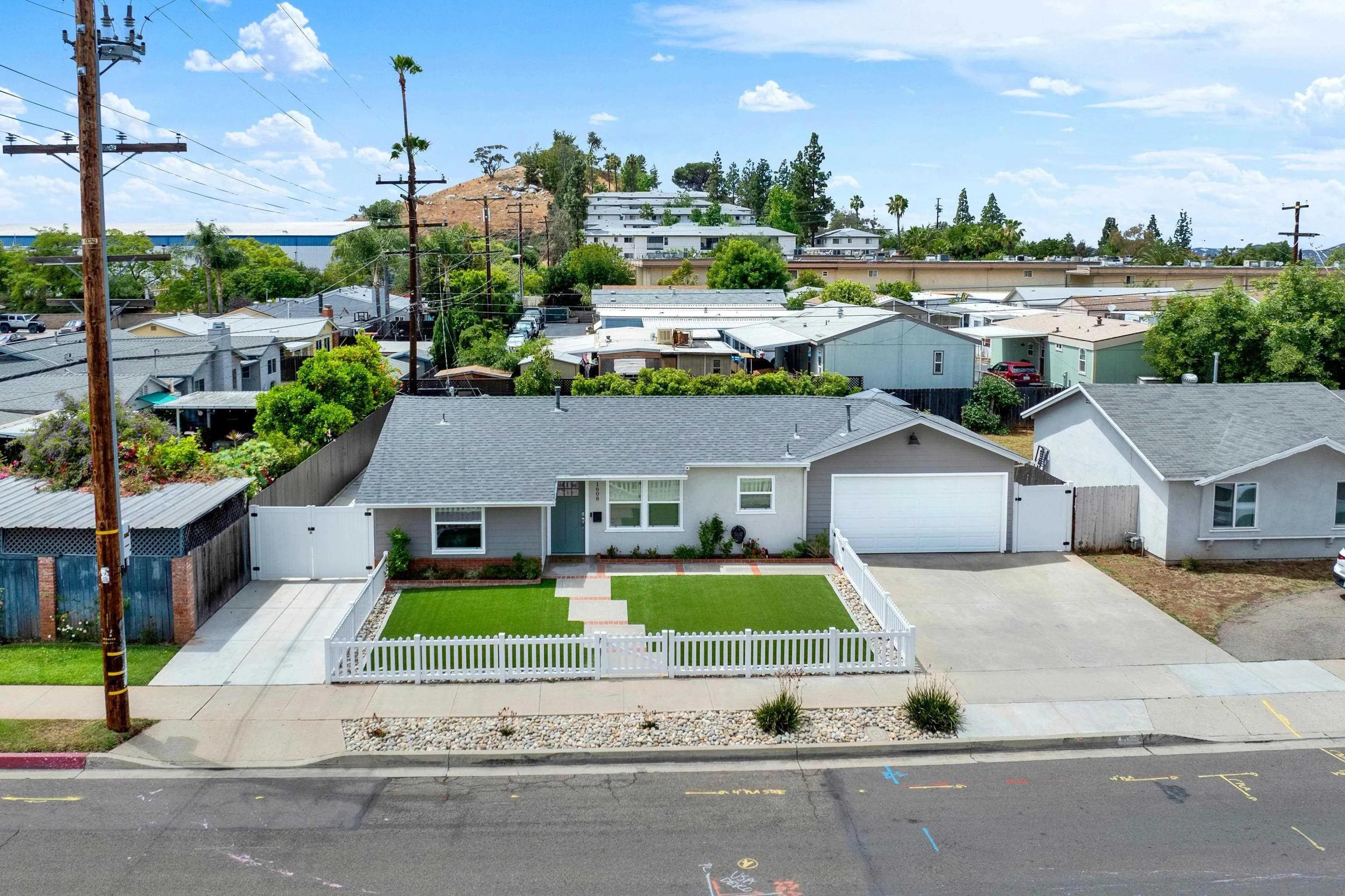https://cdn.realtyfeed.com/cdn/127/260010193/e222eaee6874522f403b03b0441f5c07.webp