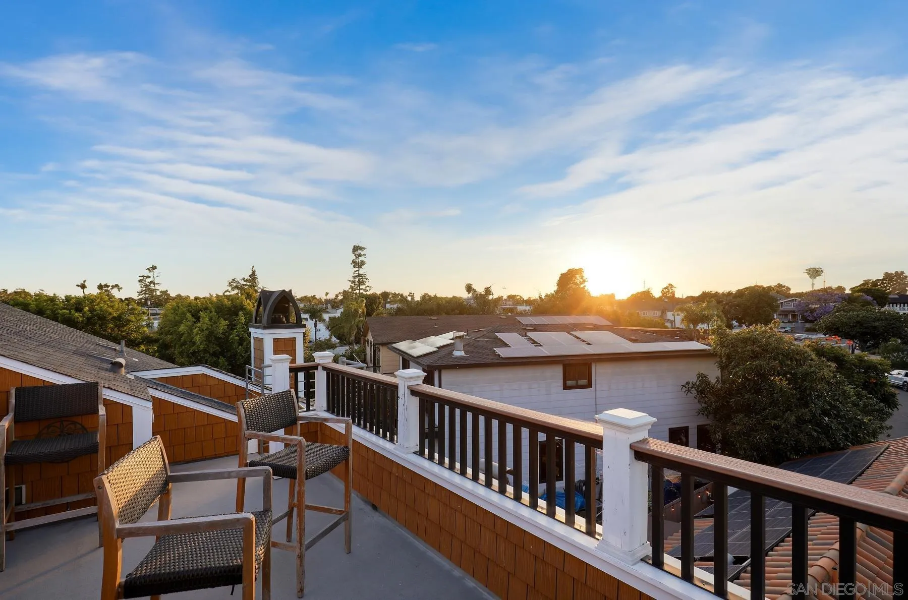 https://cdn.realtyfeed.com/cdn/127/260010199/f6664a8aa955980c252dbe9114adf1fc.webp