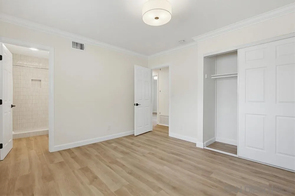 https://cdn.realtyfeed.com/cdn/127/260010204/90c39d94ff09ac1a6f481a765ff7643b.webp