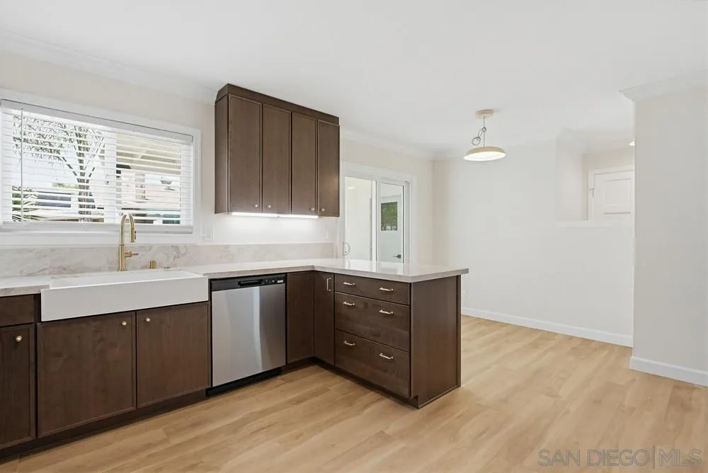 https://cdn.realtyfeed.com/cdn/127/260010204/e634a84328e671dca39dc092623e6063.webp