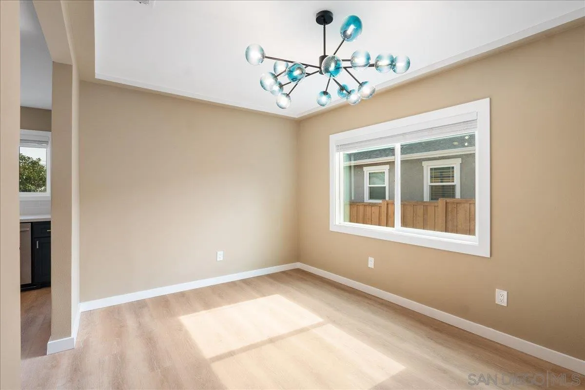 https://cdn.realtyfeed.com/cdn/127/260010205/86d1d415feac4ce3ebae8b363d1c9d07.webp