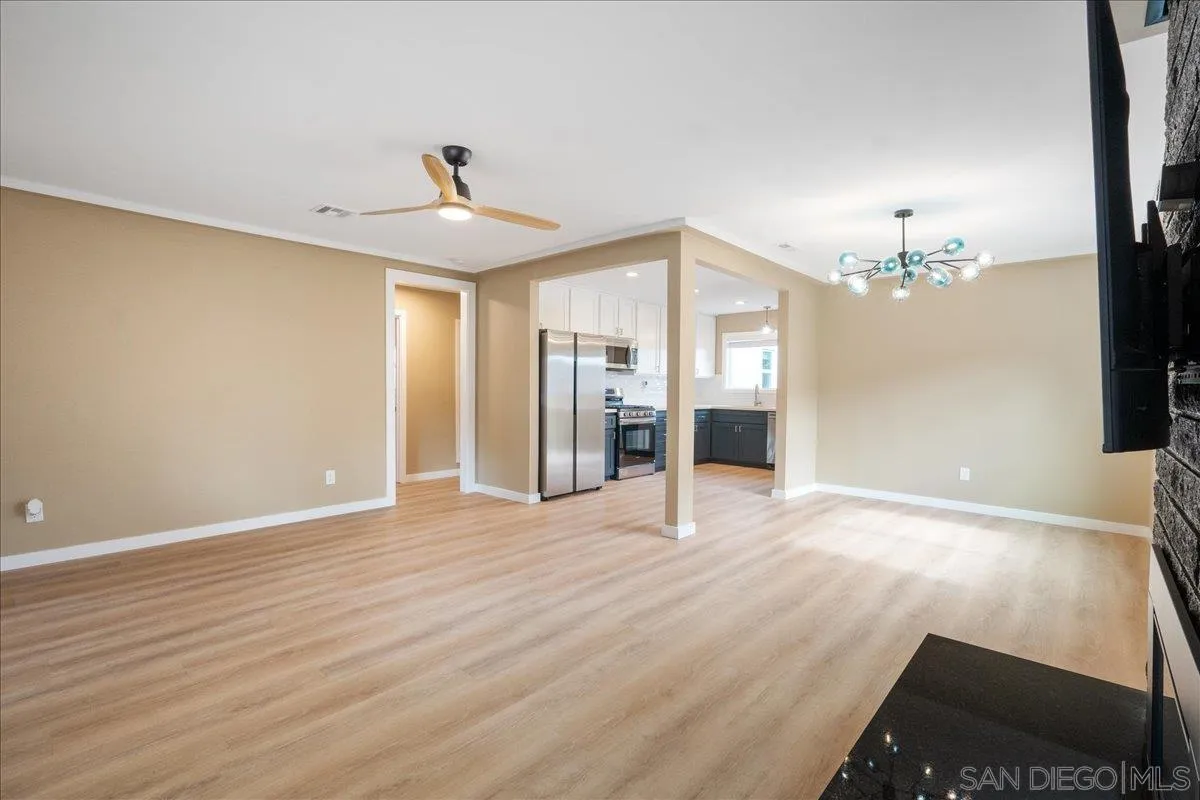https://cdn.realtyfeed.com/cdn/127/260010205/9db630226a64aa0cfbe1dab0d117c7a5.webp