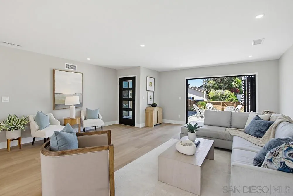https://cdn.realtyfeed.com/cdn/127/260010206/a08326a19e3472d53c3f41cc929ccd6b.webp
