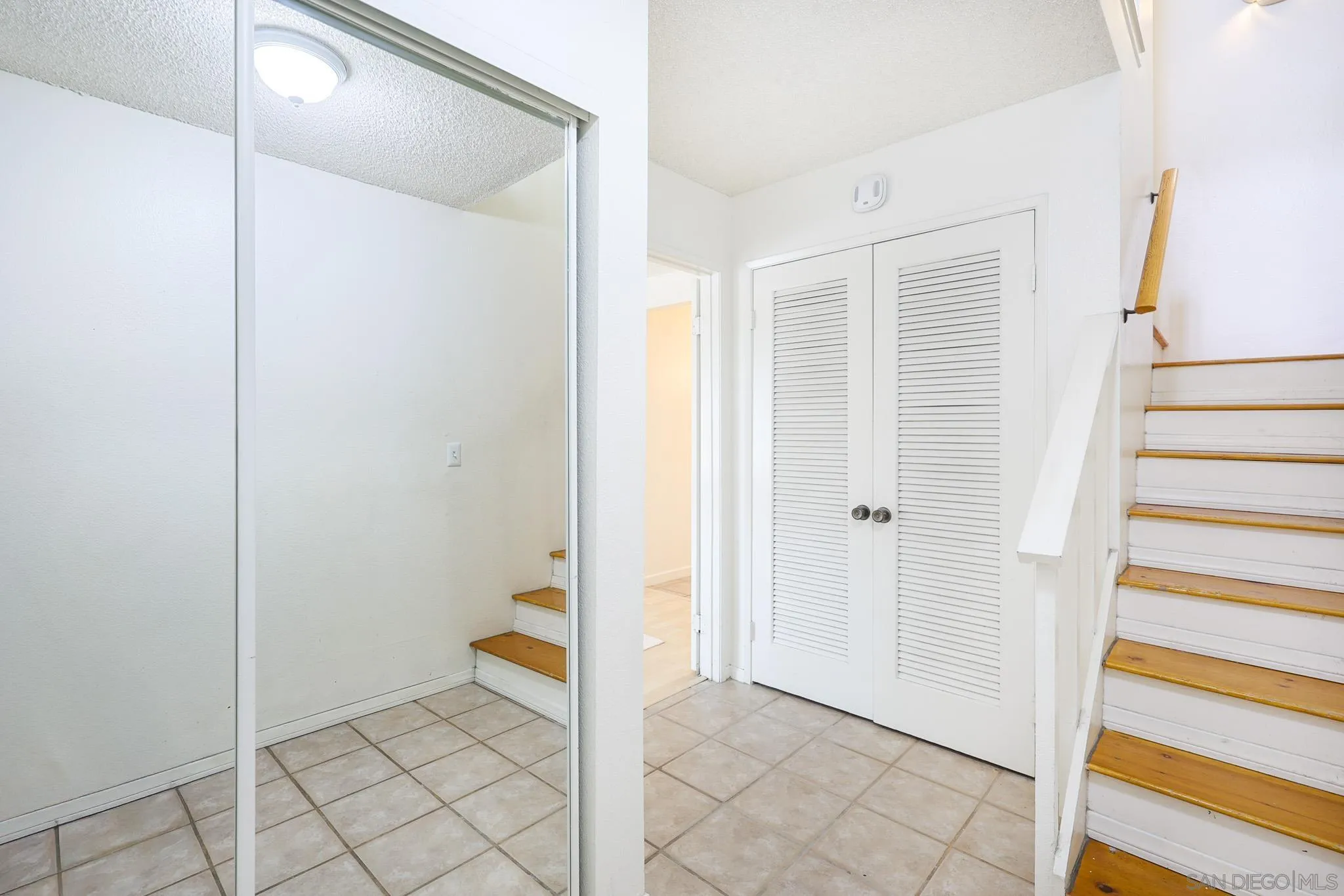 Photo #7: 260010207 Listing: Photo #7