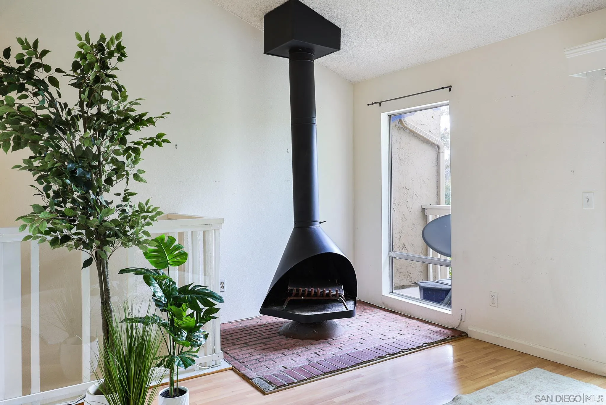 Photo #10: 260010207 Listing: Photo #10