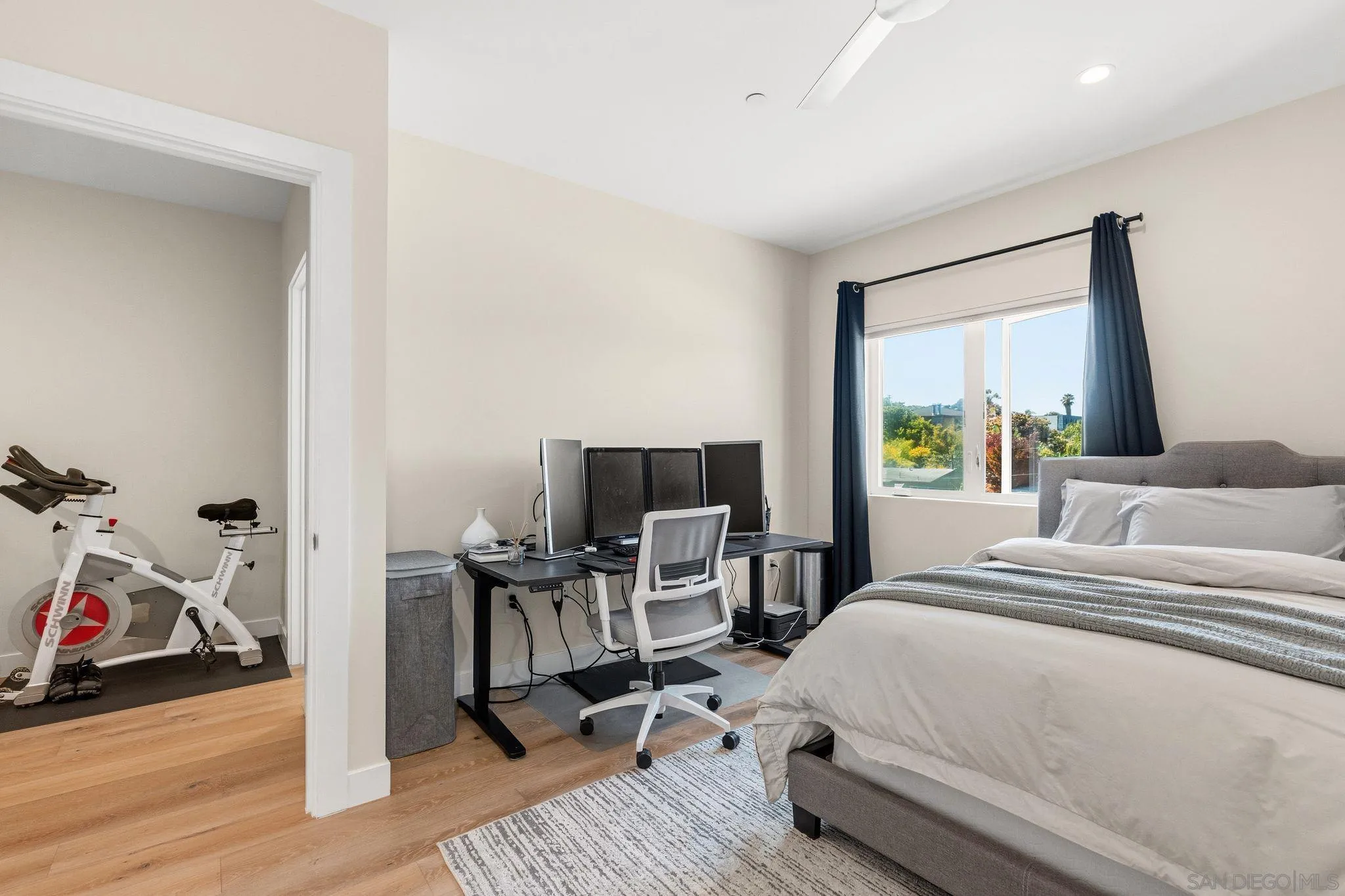 https://cdn.realtyfeed.com/cdn/127/260010211/af3ed22377ac137c8b3985058bf6ac55.webp