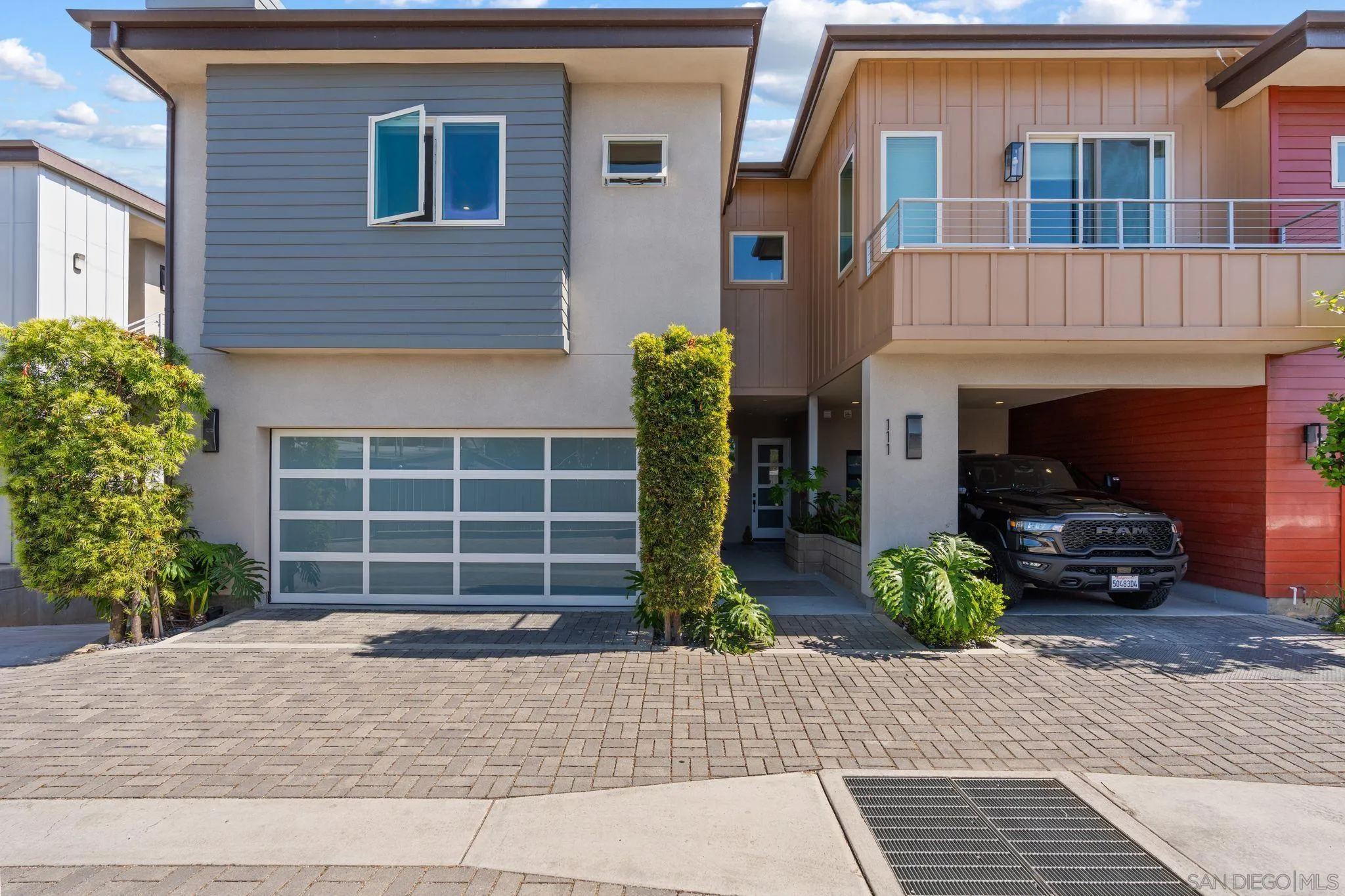 https://cdn.realtyfeed.com/cdn/127/260010211/e7a84ee8e2f5e6370c4a4a932b74cf26.webp