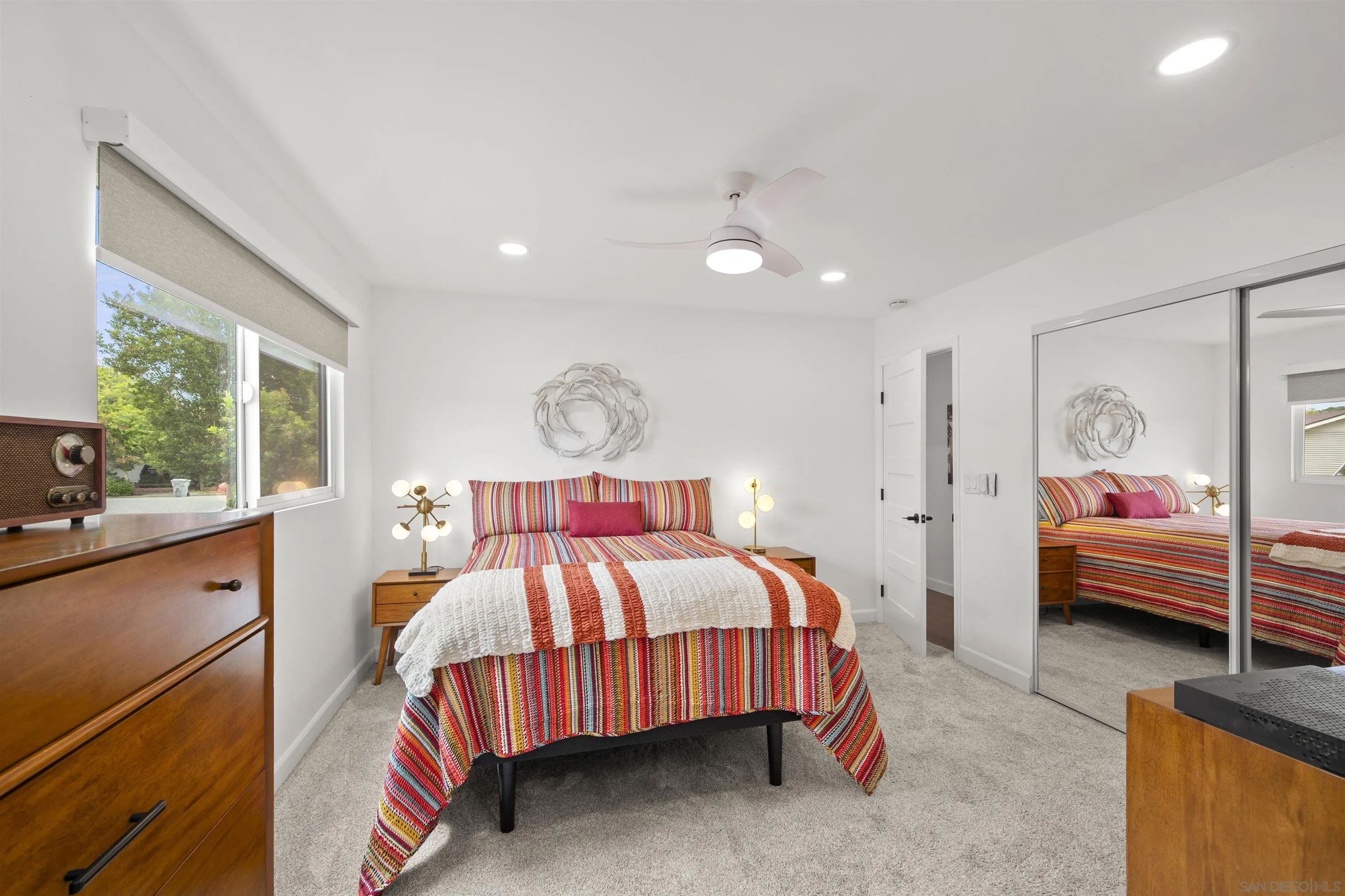 https://cdn.realtyfeed.com/cdn/127/260010212/204b59c9037ffd83d603f20892e032be.webp