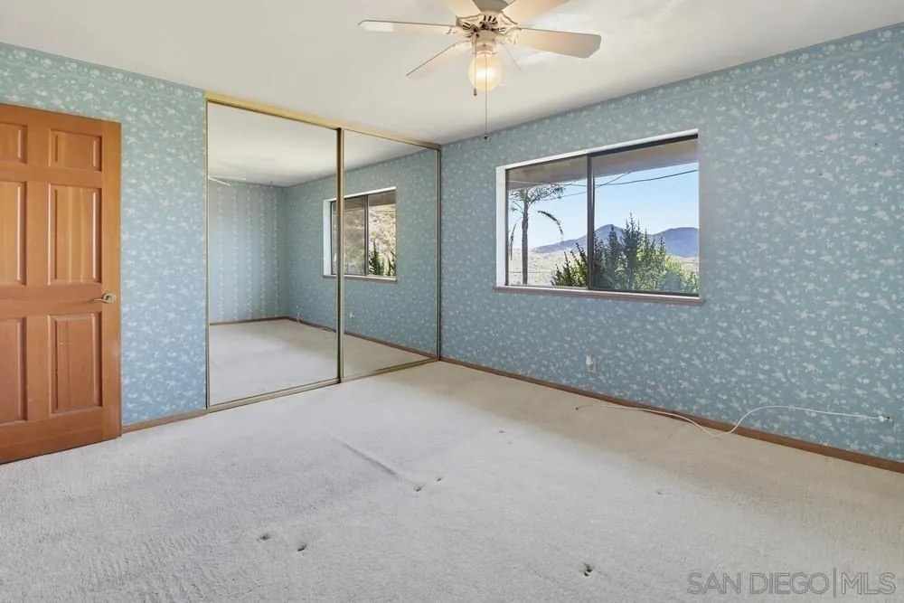 https://cdn.realtyfeed.com/cdn/127/260010214/31bd2bb7de73d3c9be8681b3143baba3.webp