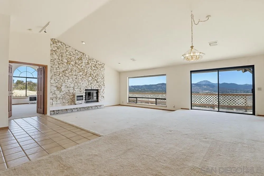https://cdn.realtyfeed.com/cdn/127/260010214/4c547d628a7180c215c7b9a3249887c9.webp