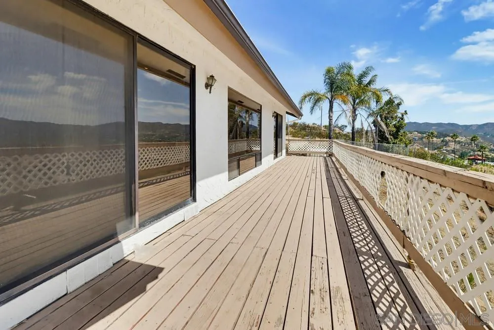 https://cdn.realtyfeed.com/cdn/127/260010214/ee0565ca448999e69b7d18128d34ab6f.webp
