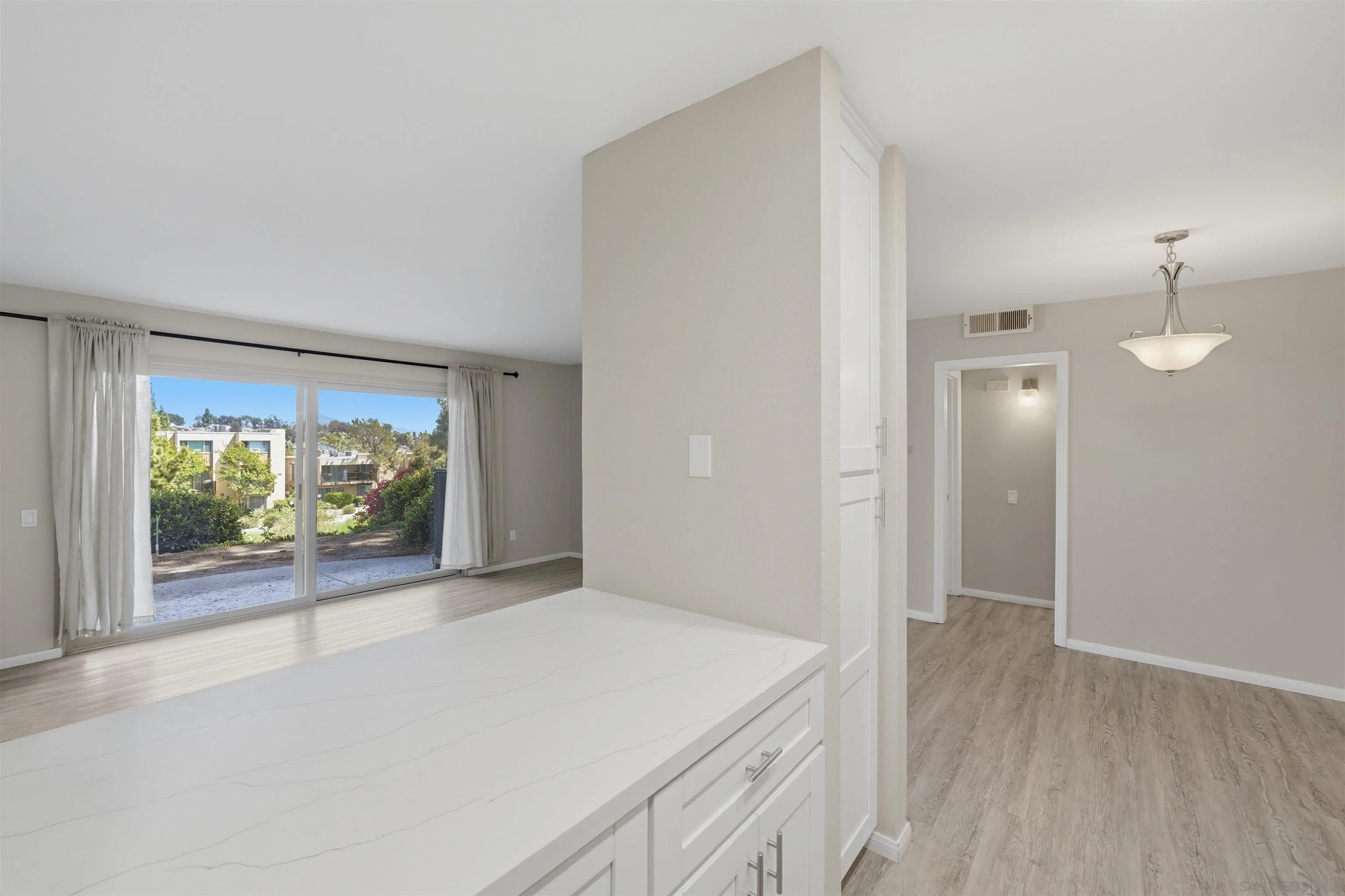 Photo #9: 260010216 Listing: Photo #9