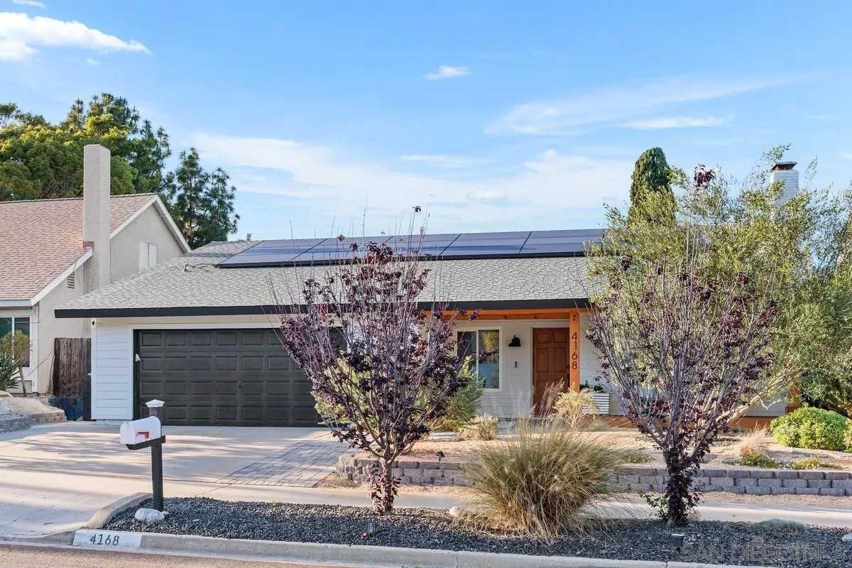 https://cdn.realtyfeed.com/cdn/127/260010217/f90c5e83343a9e9aef9244f8a73ebf1e.webp