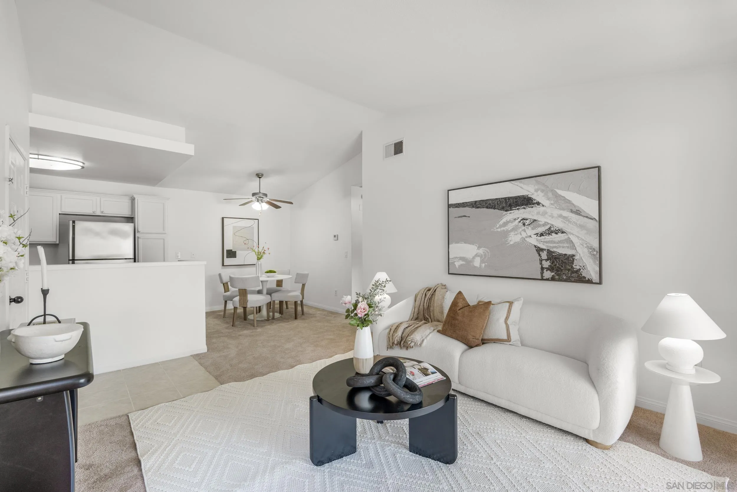 Photo #2: 260010218 Listing: Photo #2