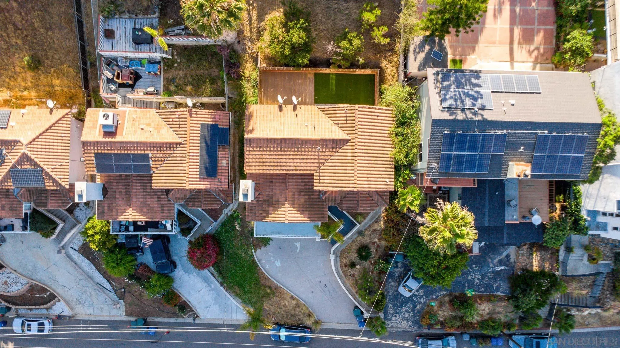 https://cdn.realtyfeed.com/cdn/127/260010221/220cc19cbd0cab8371a48fc39fac55db.webp