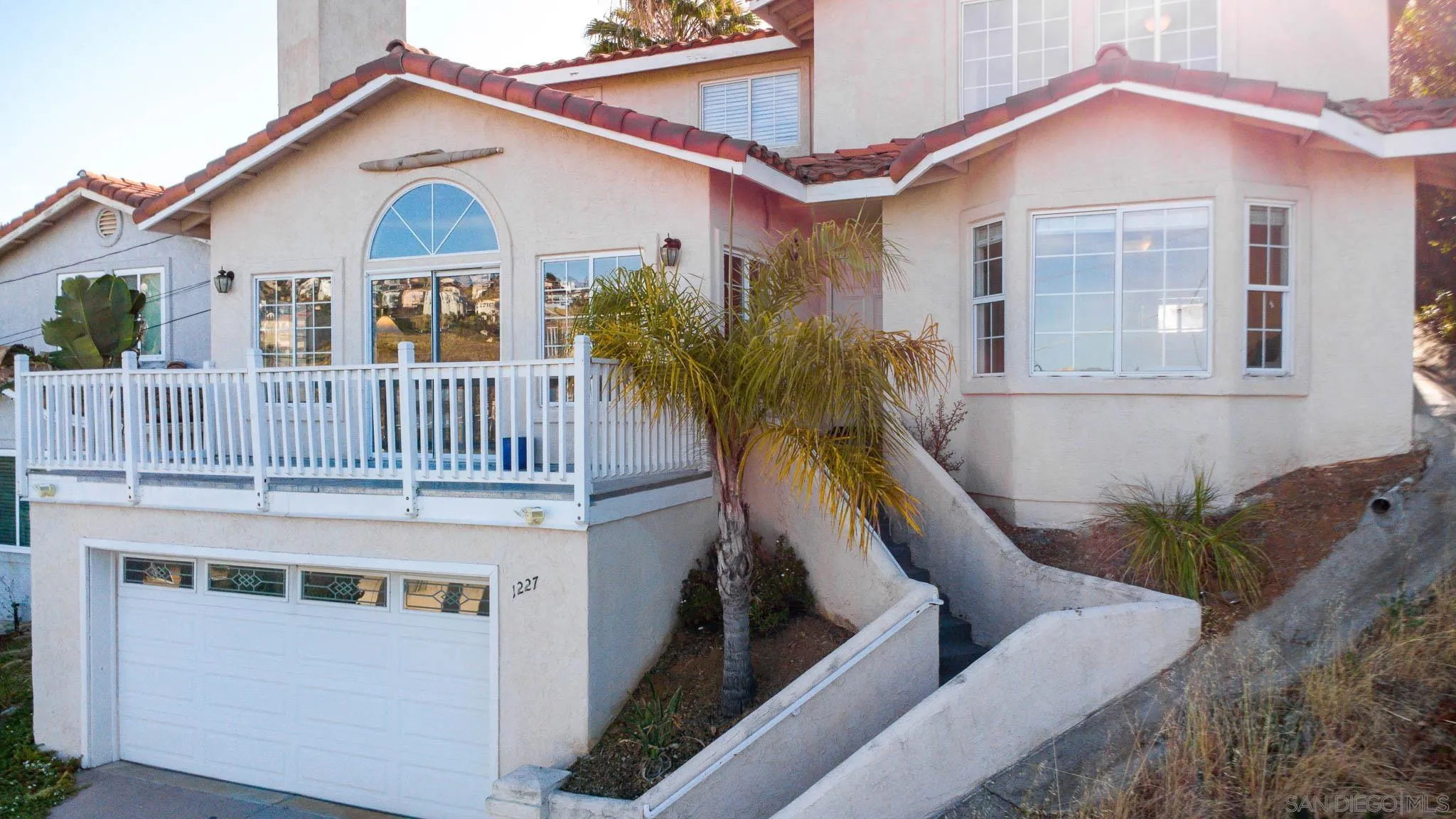 https://cdn.realtyfeed.com/cdn/127/260010221/246c8a04a6ab7c3814646c006c480128.webp