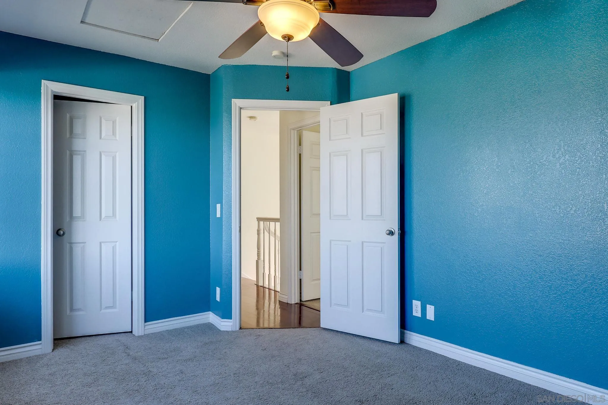 https://cdn.realtyfeed.com/cdn/127/260010221/2c543567daddbff2e40d7007e19a8e95.webp