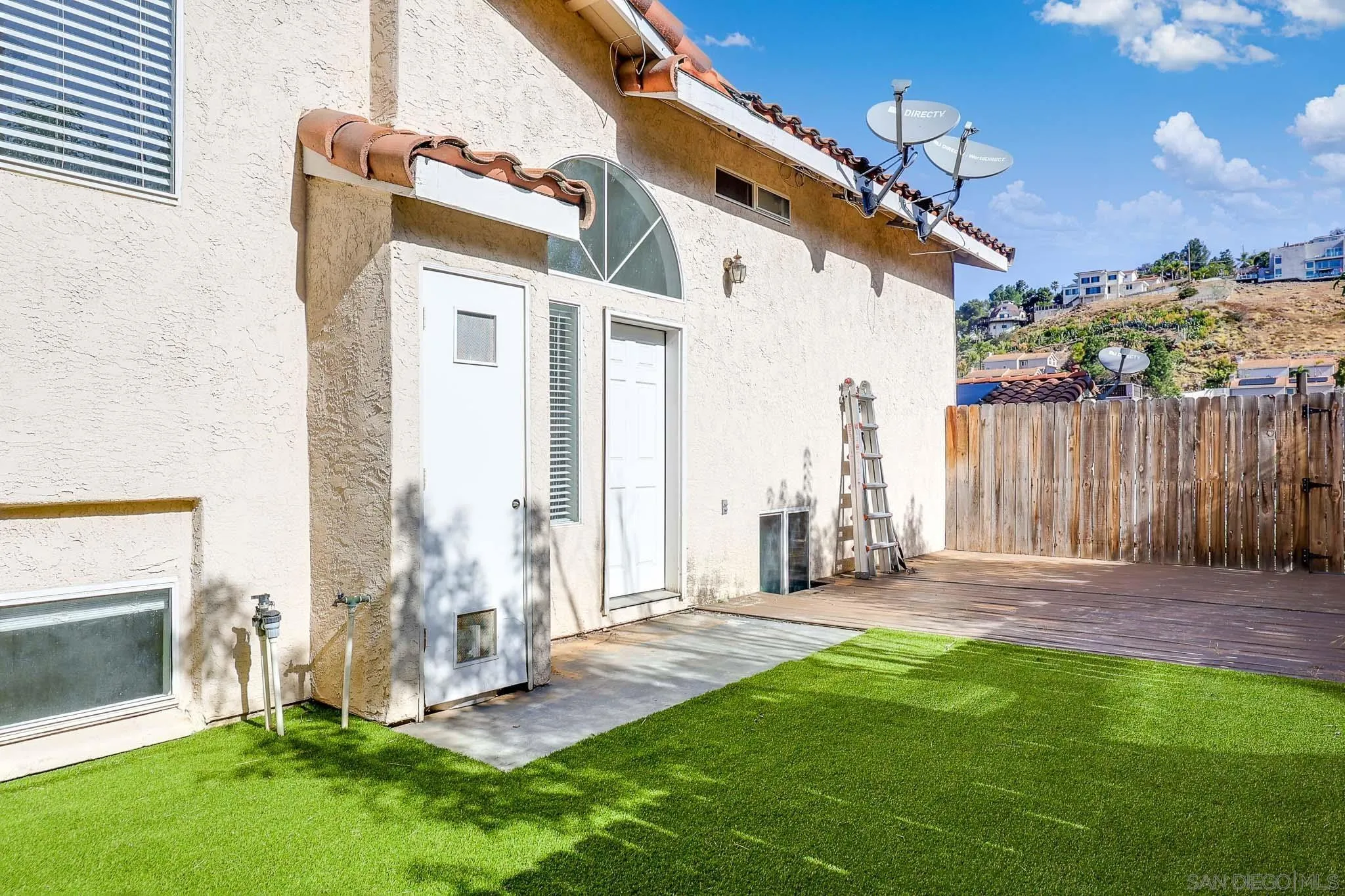 https://cdn.realtyfeed.com/cdn/127/260010221/99e03a94272c1ac0eb32bc11aa70daa3.webp