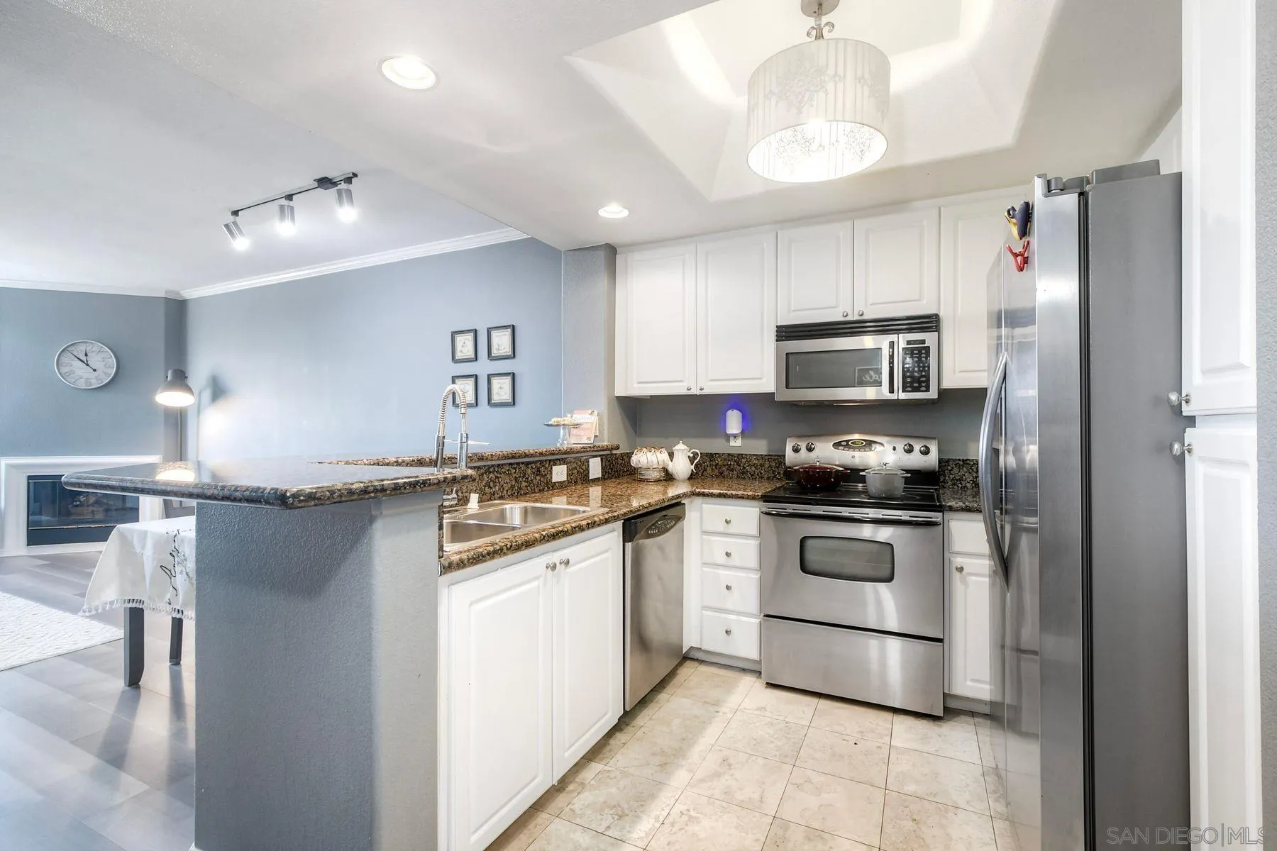 Photo #4: 260010222 Listing: Photo #4