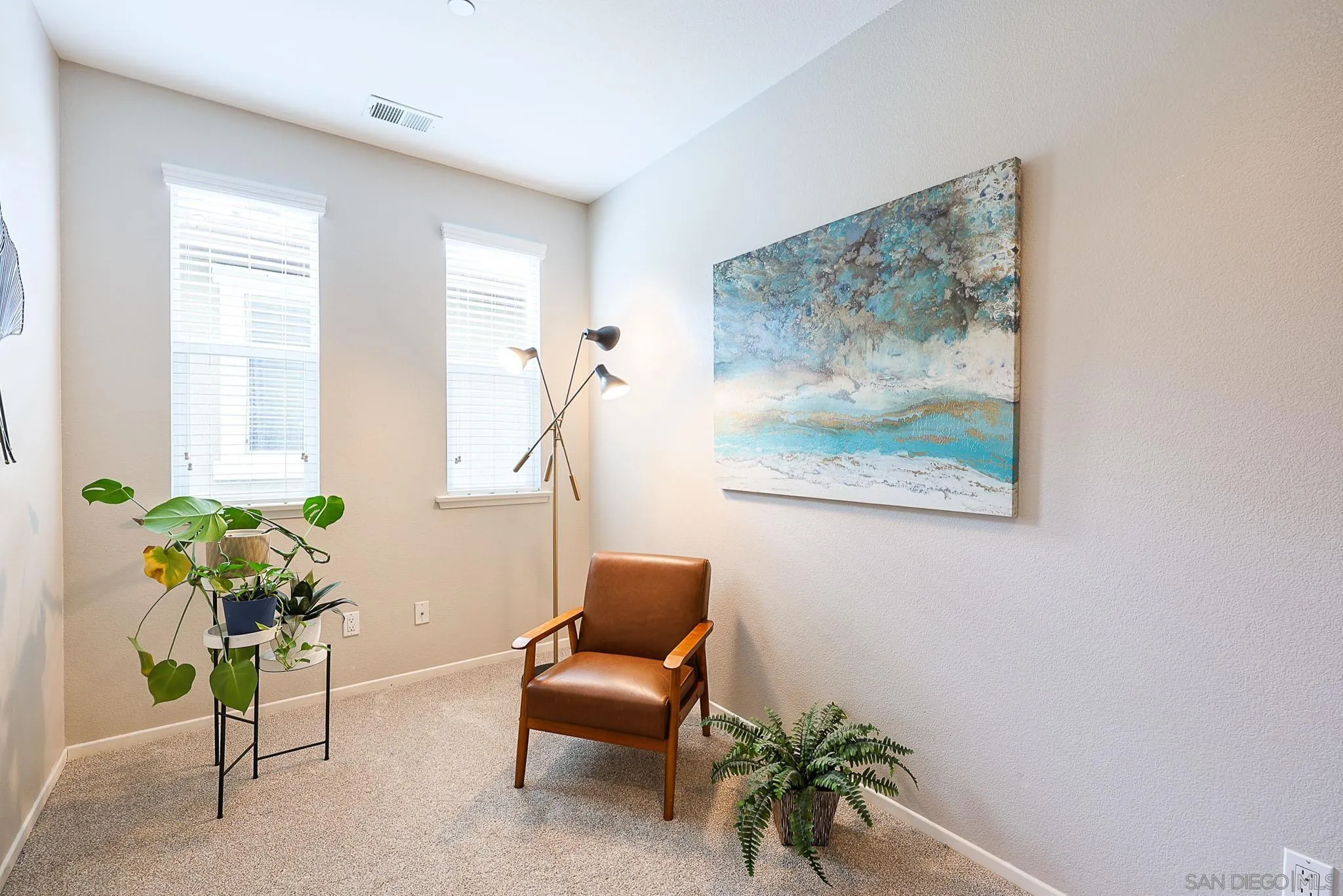 https://cdn.realtyfeed.com/cdn/127/260010225/94207beb7ecbae43dcceb833373a8cfa.webp