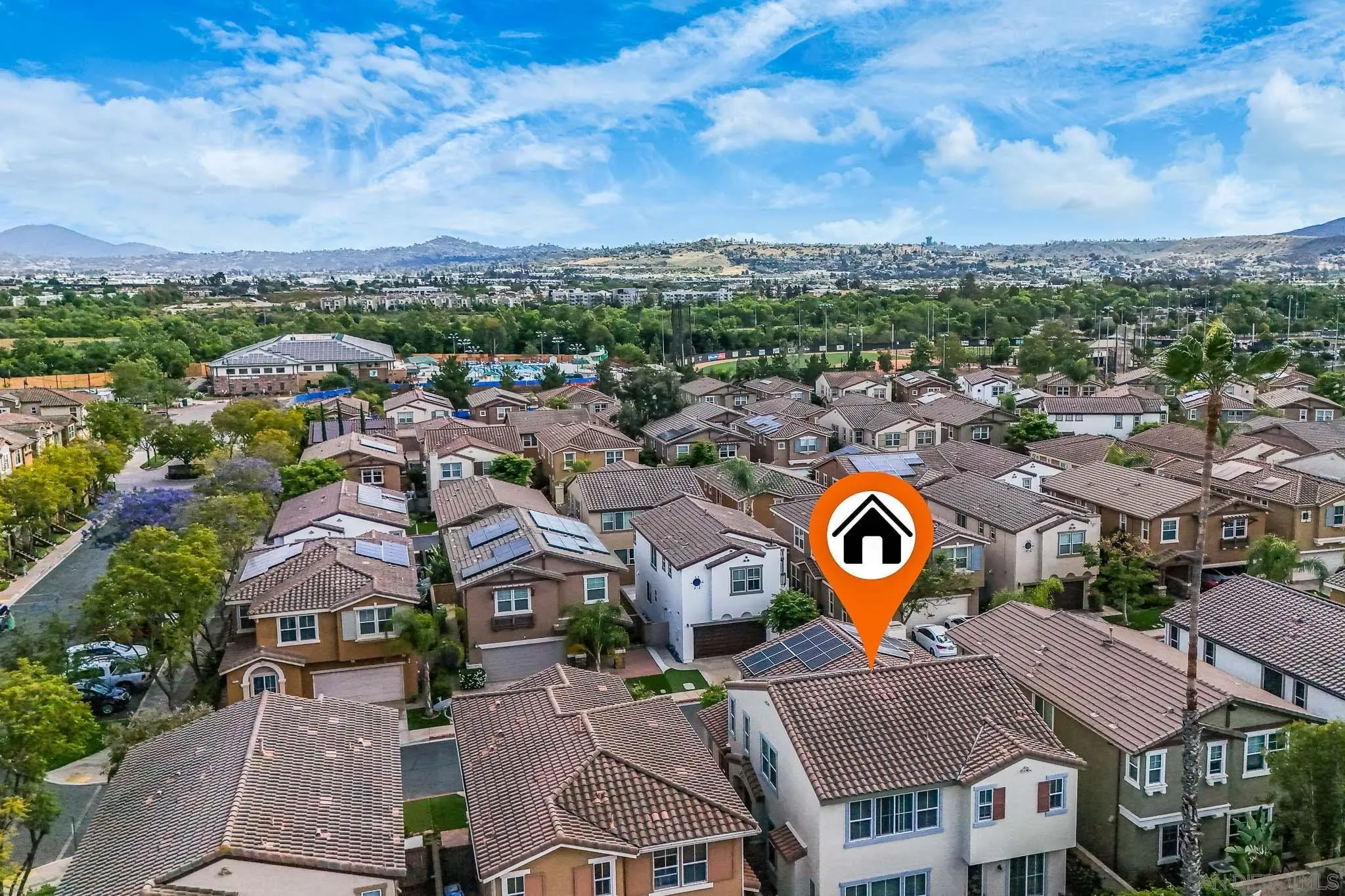 https://cdn.realtyfeed.com/cdn/127/260010225/e4b227b53fb55c75bbdc0419ba105e8c.webp
