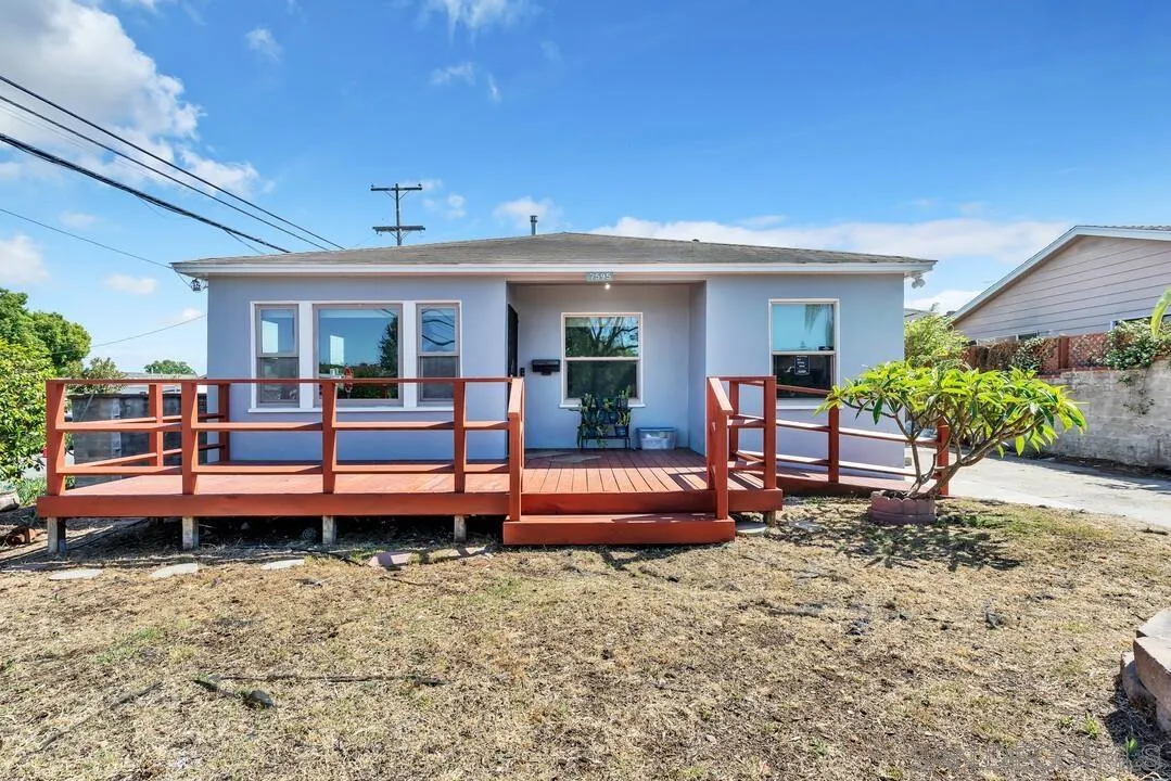 7595 Roosevelt Ave., Lemon Grove, CA, 91945