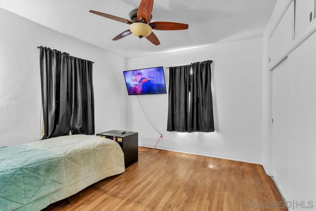 7595 Roosevelt Ave., Lemon Grove, CA, 91945
