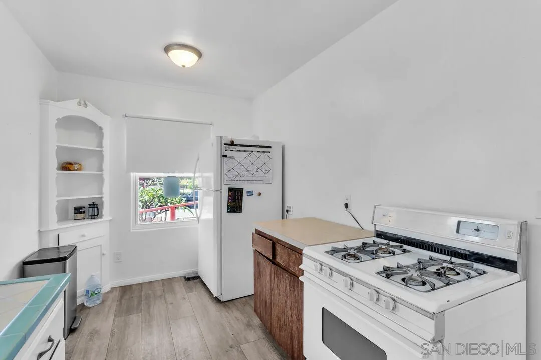 7595 Roosevelt Ave., Lemon Grove, CA, 91945