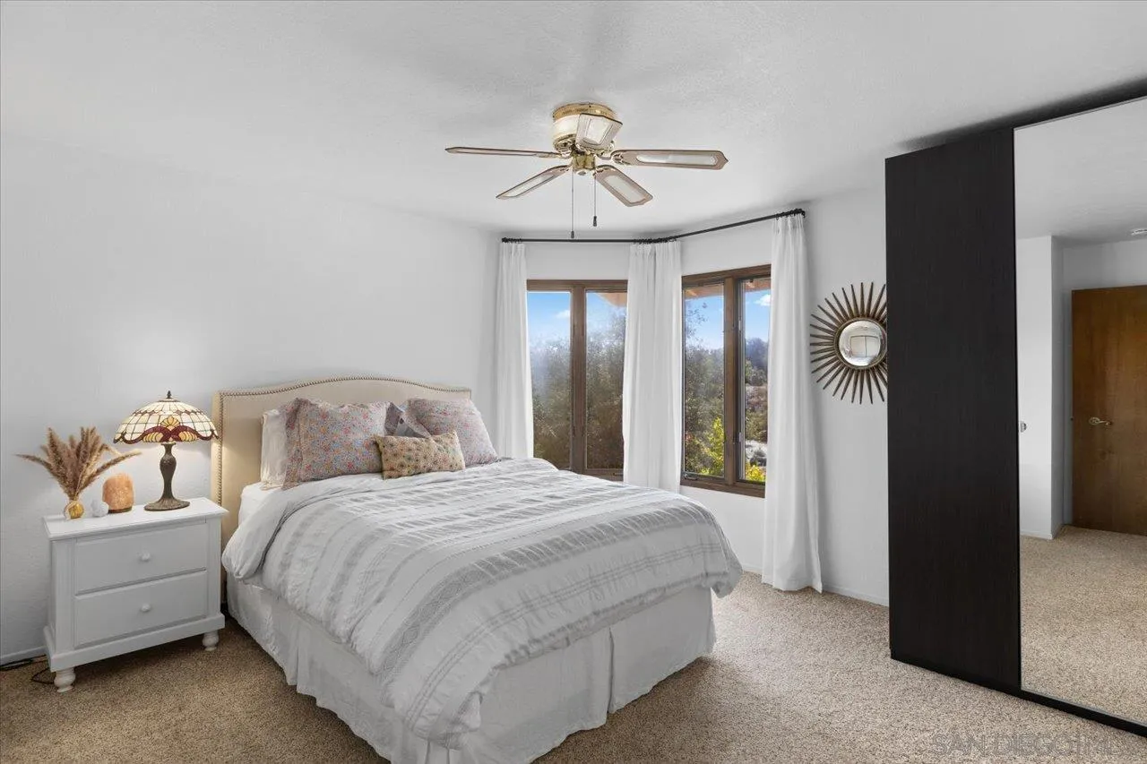 https://cdn.realtyfeed.com/cdn/127/260010232/ce844d15b6f27f3362034796f606f459.webp