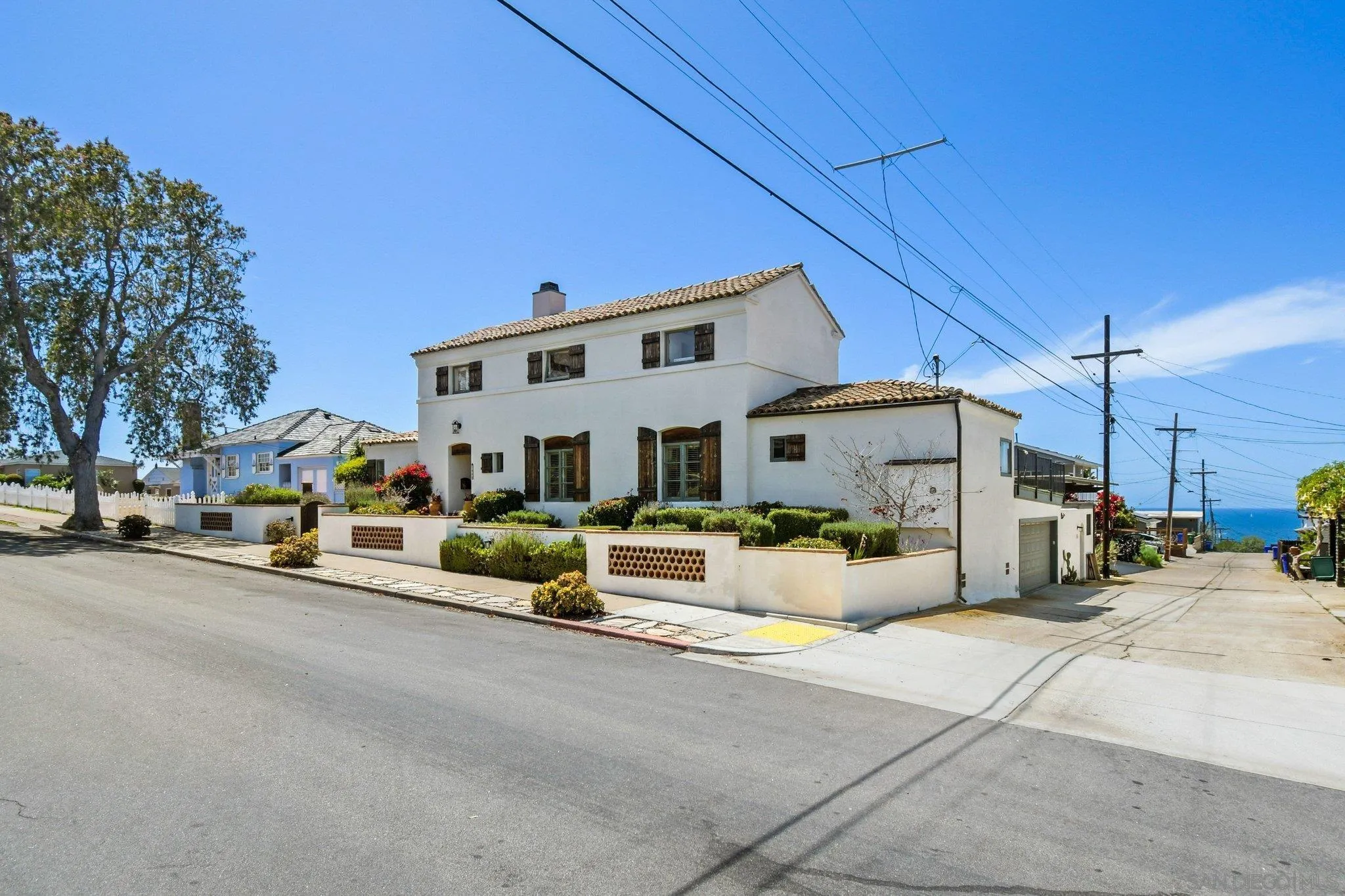 https://cdn.realtyfeed.com/cdn/127/260010233/071a39cabd3ae7fbe0d724fe1cd8da00.webp