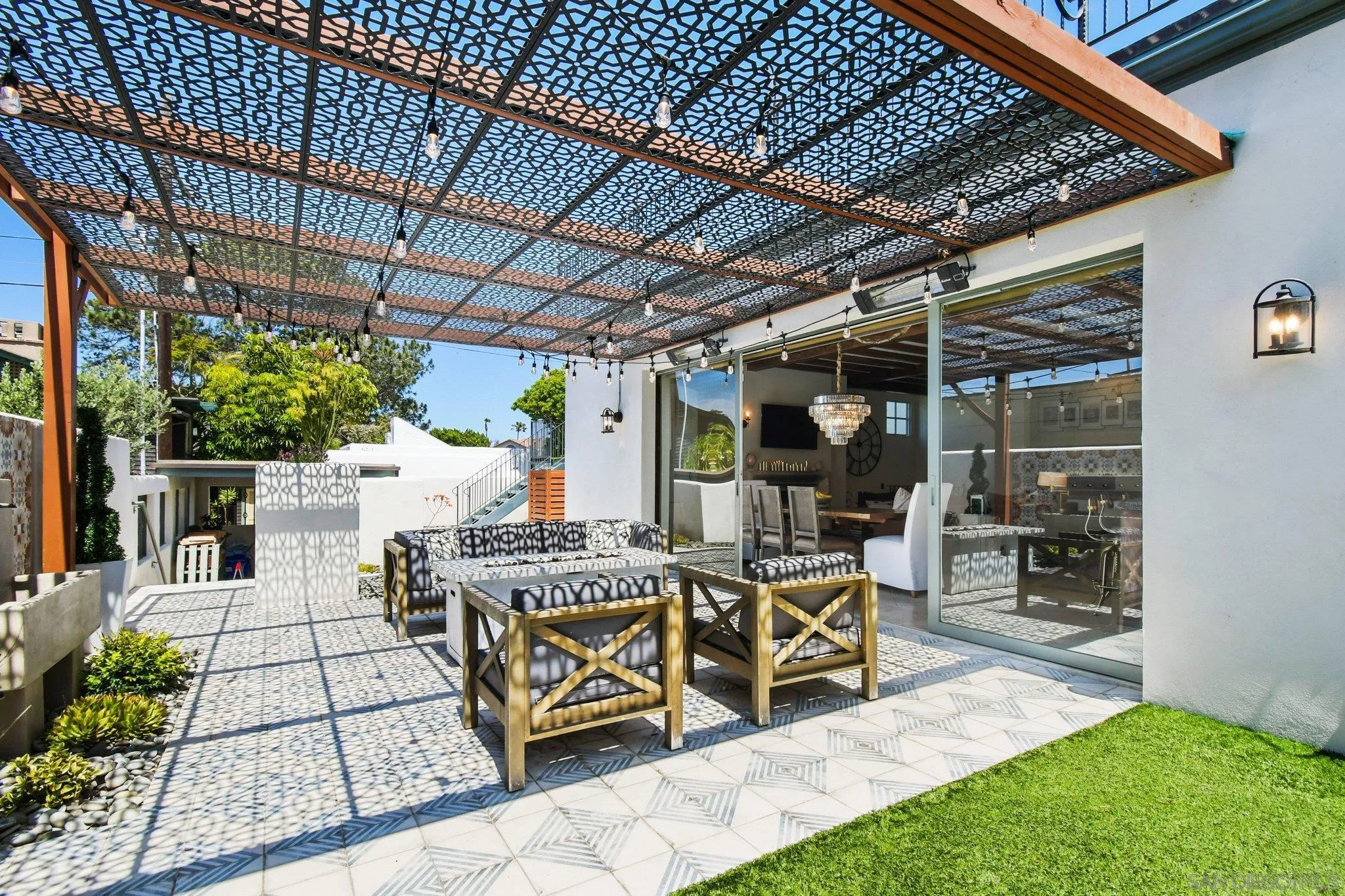 https://cdn.realtyfeed.com/cdn/127/260010233/48d9ce44c68292904672ad1450e10110.webp