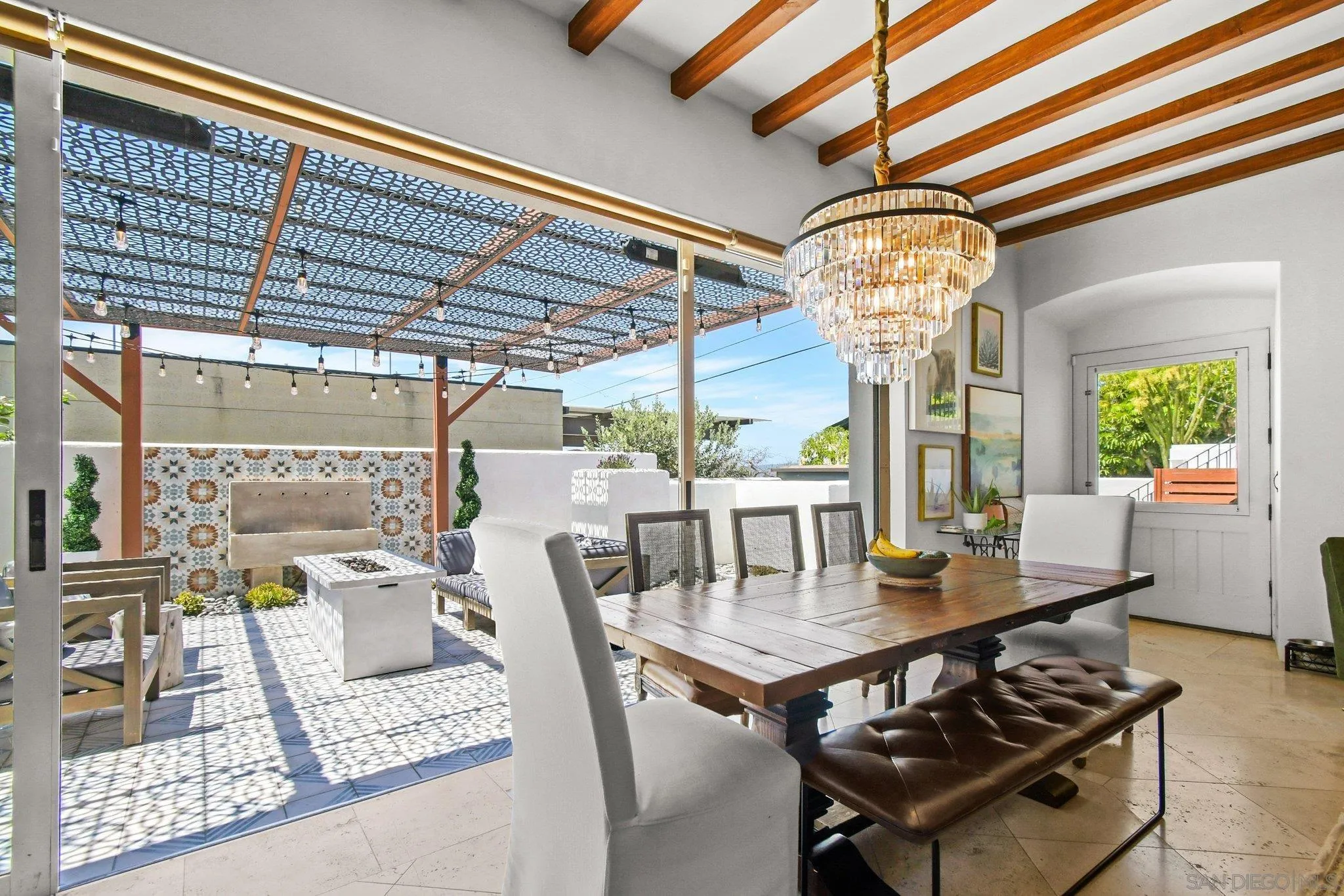 https://cdn.realtyfeed.com/cdn/127/260010233/5908e3c664d91bf1485e0ea78cd8c645.webp