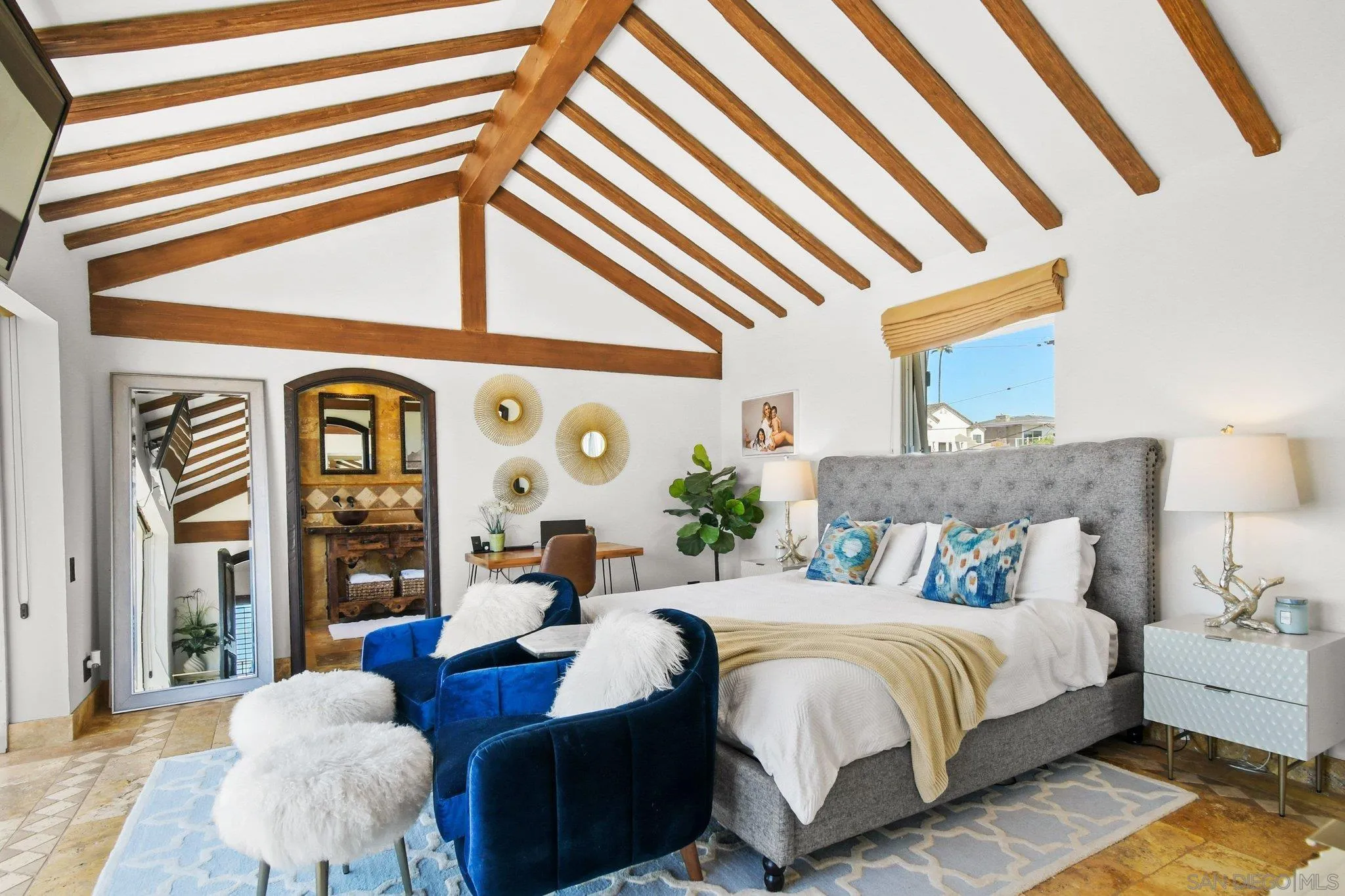 https://cdn.realtyfeed.com/cdn/127/260010233/8eb9b66083cd5ce03450ac1fb05e1f78.webp