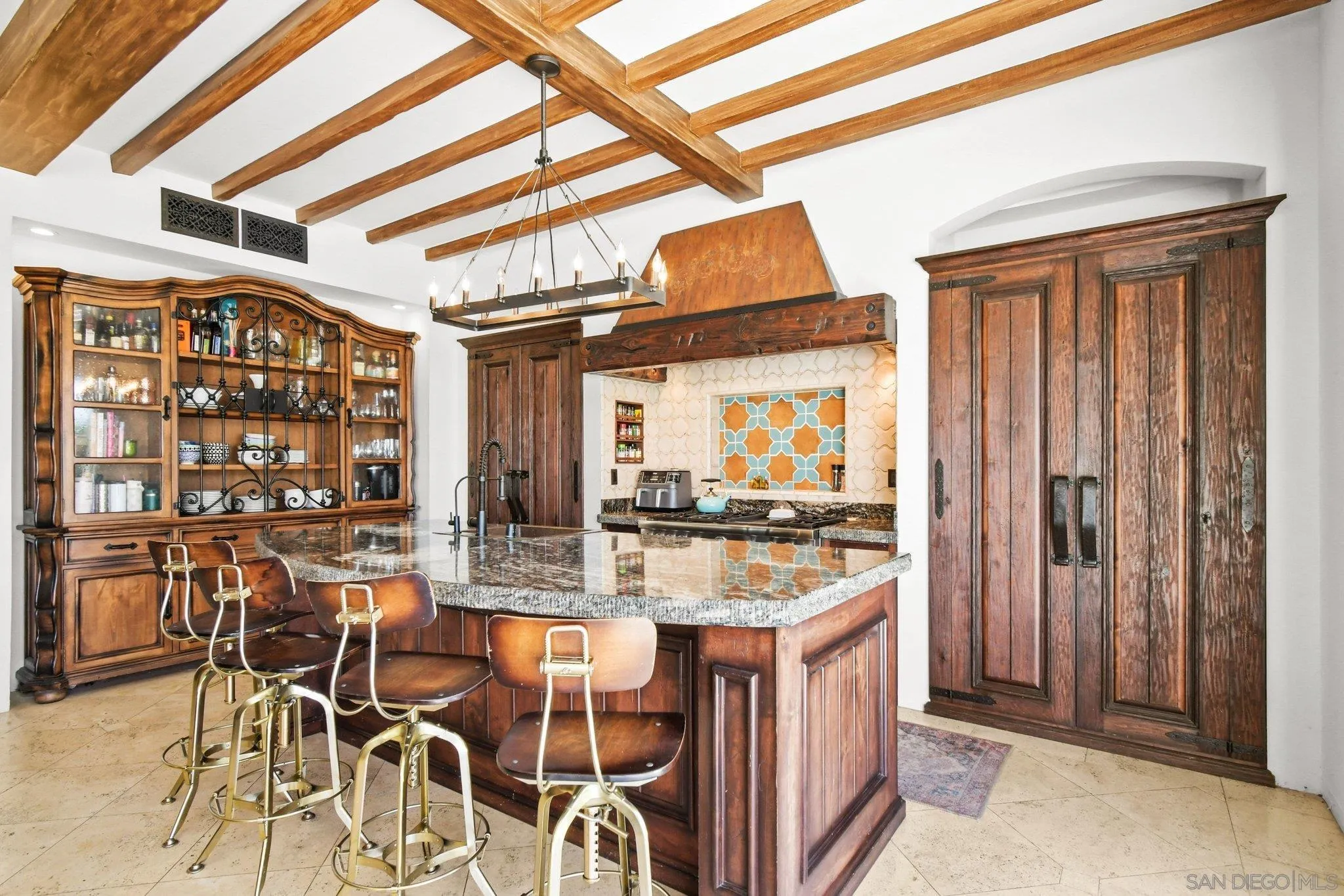 https://cdn.realtyfeed.com/cdn/127/260010233/fe572fd7de52b88532b382c3aea447c3.webp