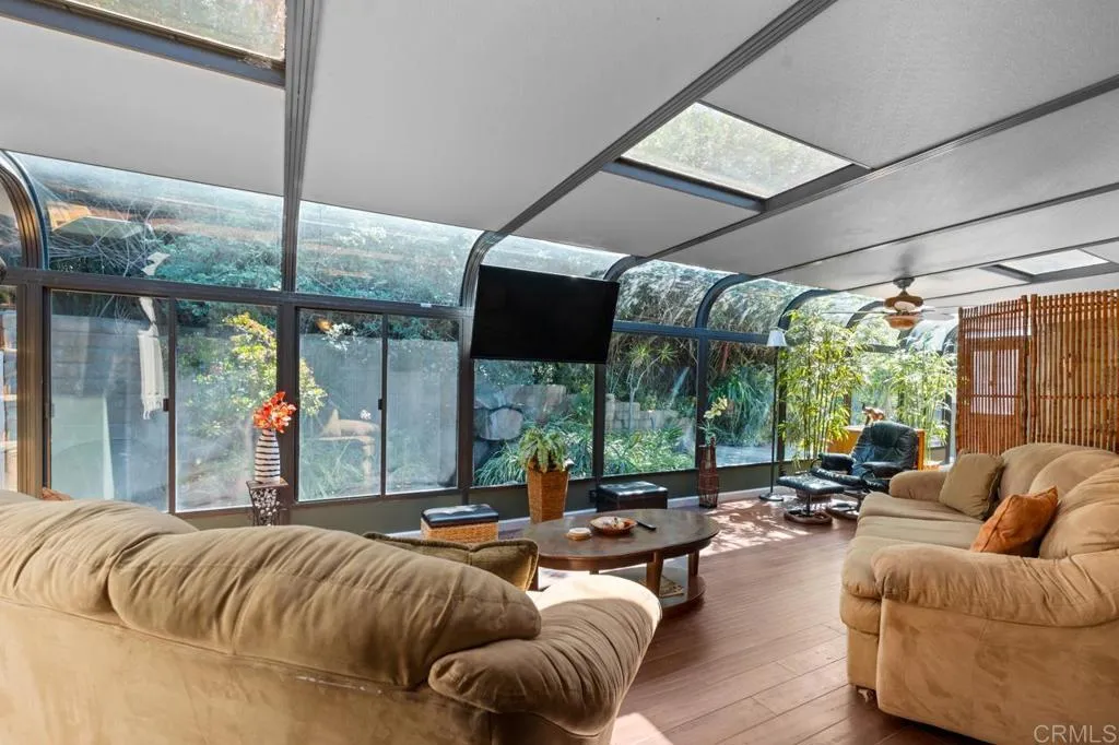 https://cdn.realtyfeed.com/cdn/127/260010234/6768355e6674da7c3c107cfa5548be92.webp