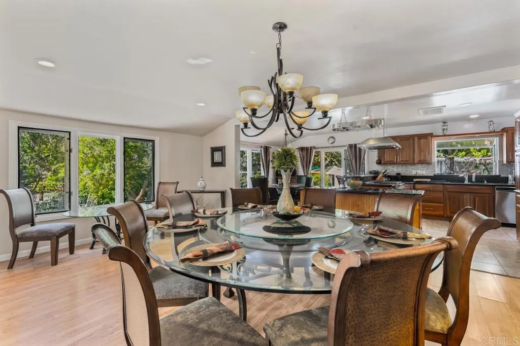 https://cdn.realtyfeed.com/cdn/127/260010234/fa9c42c7e031257ac79921f74c901dbb.webp