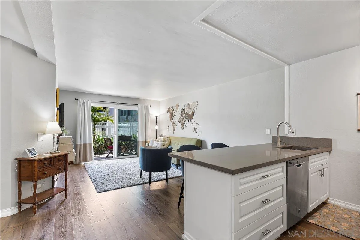 Photo #2: 260010238 Listing: Photo #2