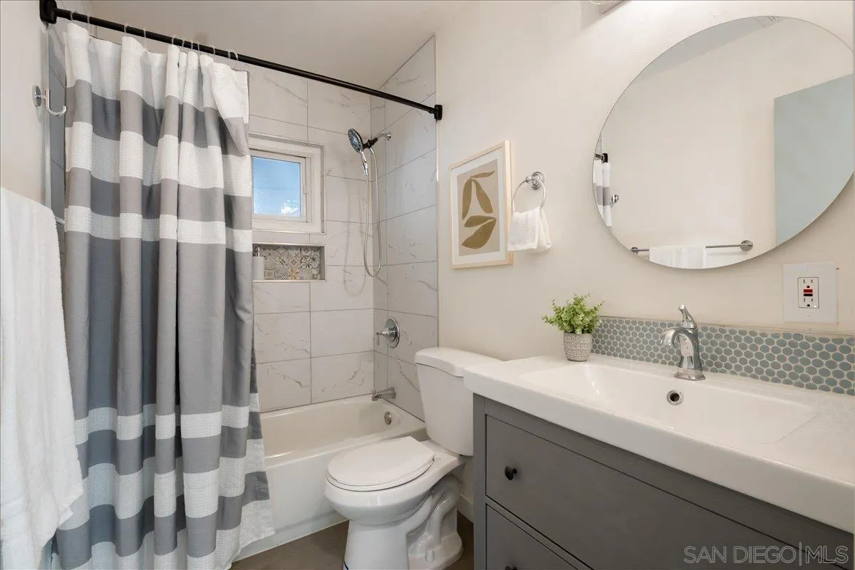 https://cdn.realtyfeed.com/cdn/127/260010239/25d1b33113e18f53a5df5168a19e54a1.webp
