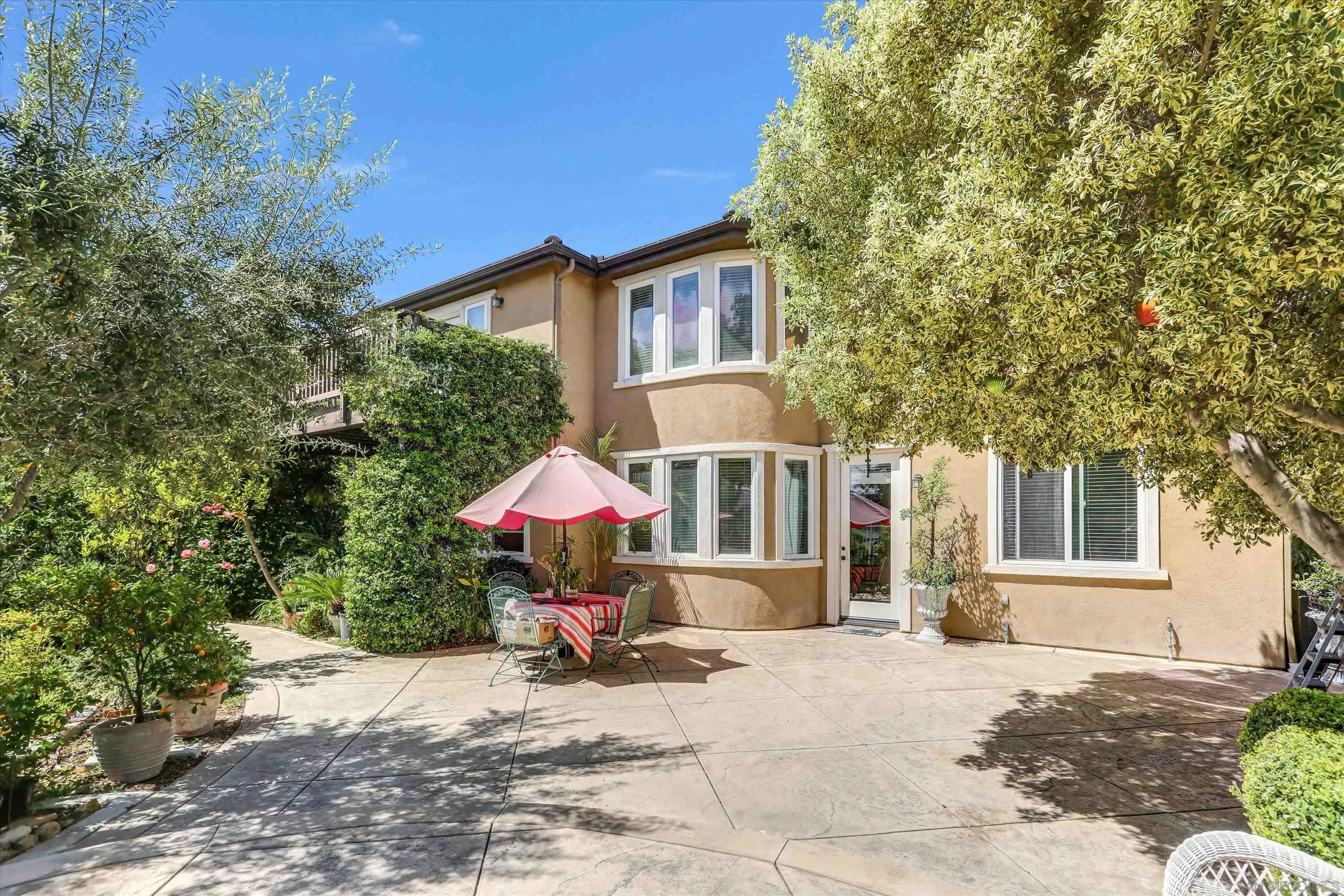 https://cdn.realtyfeed.com/cdn/127/260010240/350e9d2c1901f3e9d5ee3431b5913064.webp
