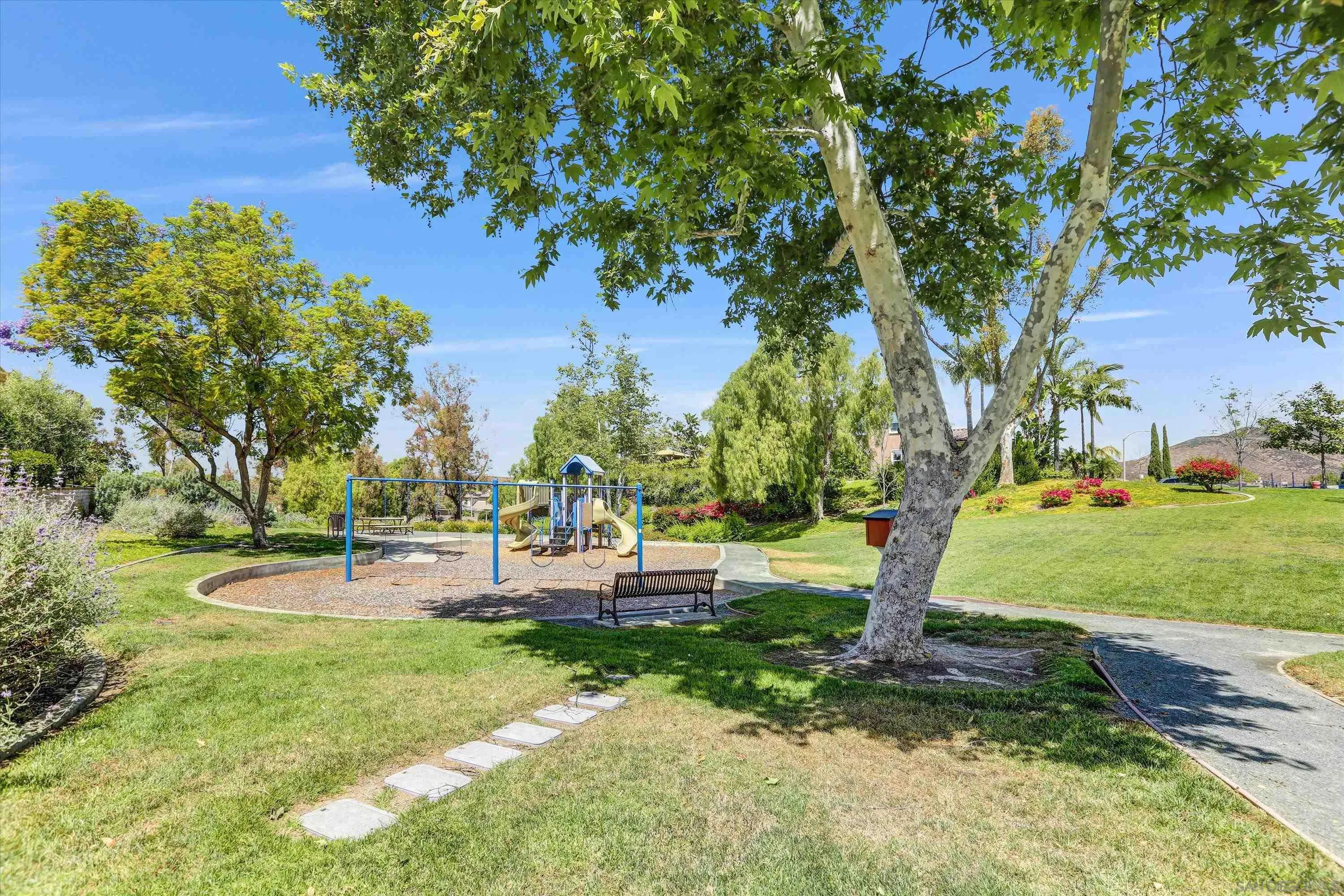 https://cdn.realtyfeed.com/cdn/127/260010240/80b0df47a8abec50f391c10fb0e63945.webp