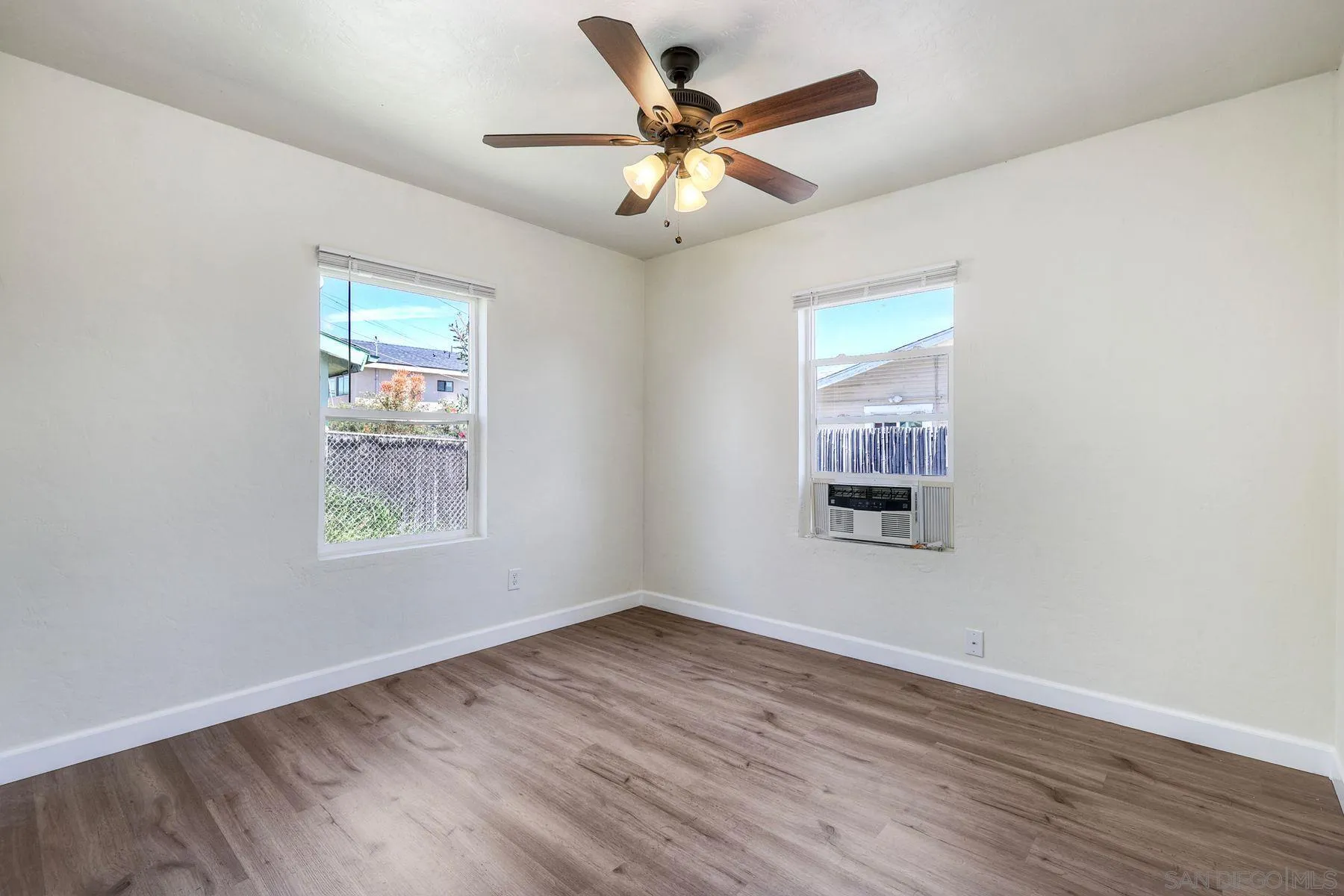 https://cdn.realtyfeed.com/cdn/127/260010244/715adaff2479278801250613e1d6fd96.webp
