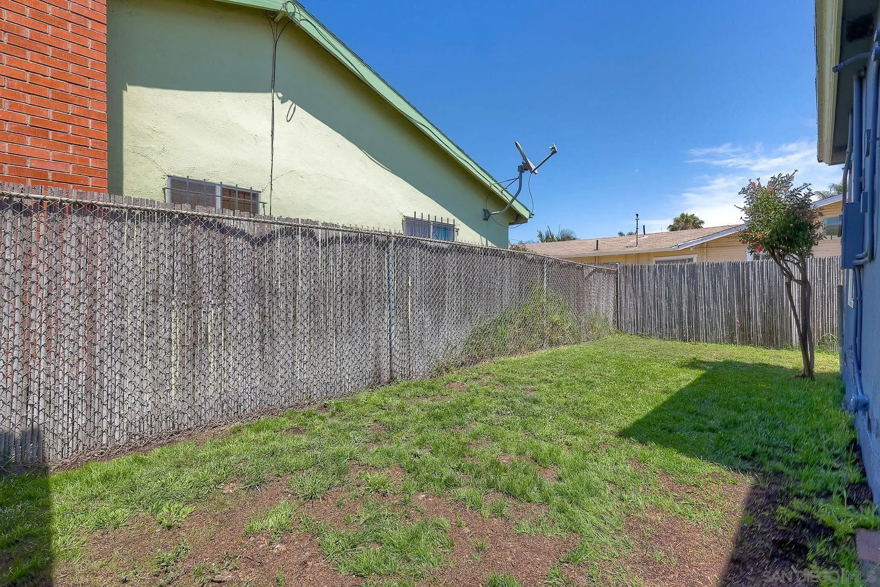 https://cdn.realtyfeed.com/cdn/127/260010244/aa872ec28242b19f6a841cd2cbf564c1.webp
