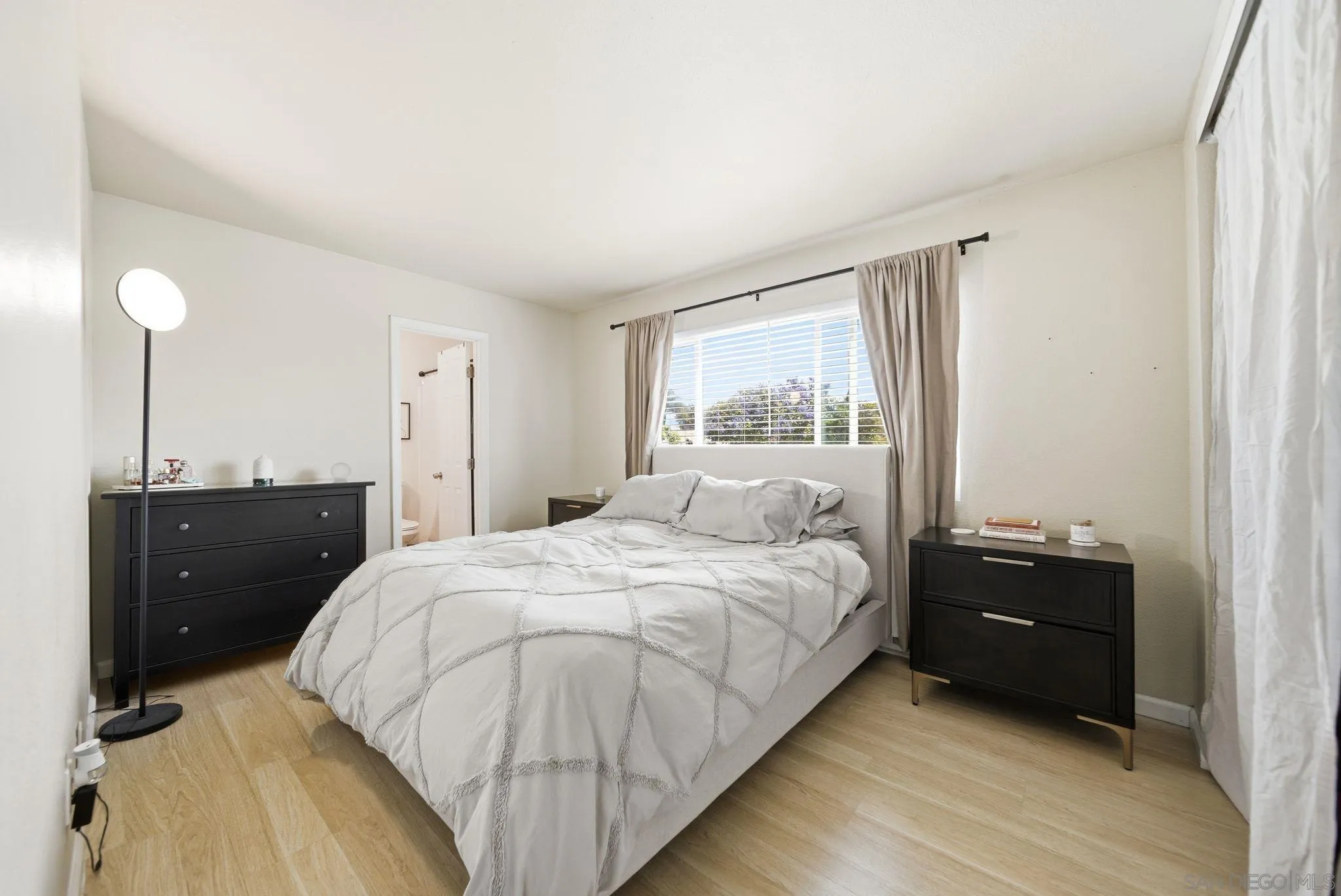 Photo #6: 260010248 Listing: Photo #6