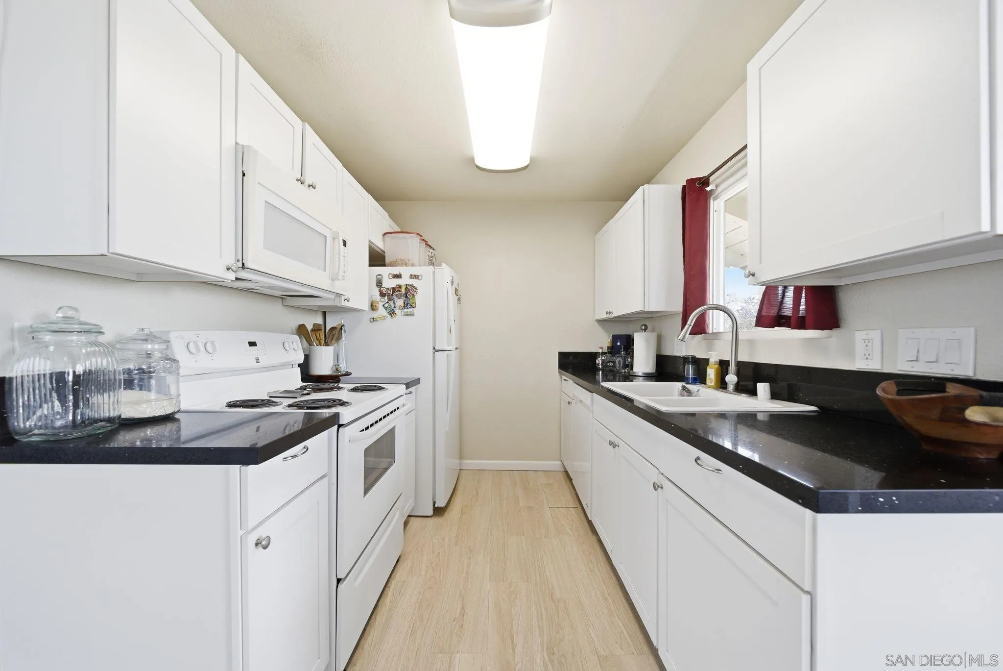 Photo #3: 260010248 Listing: Photo #3
