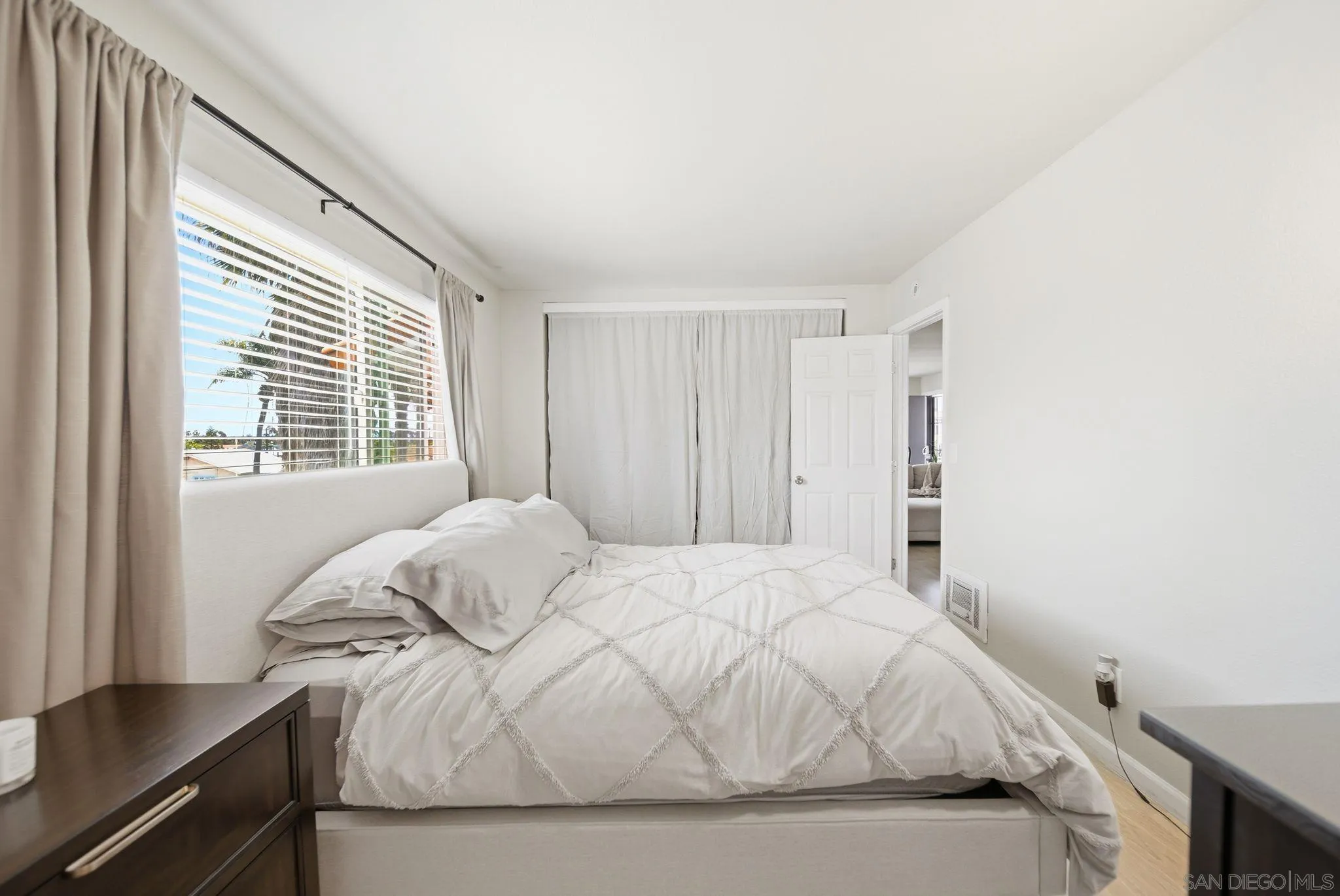 Photo #7: 260010248 Listing: Photo #7