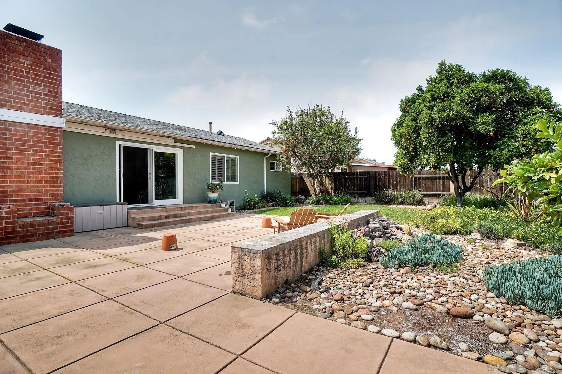 https://cdn.realtyfeed.com/cdn/127/260010249/184c9691b49ff85a3c6c440cb11249c7.webp