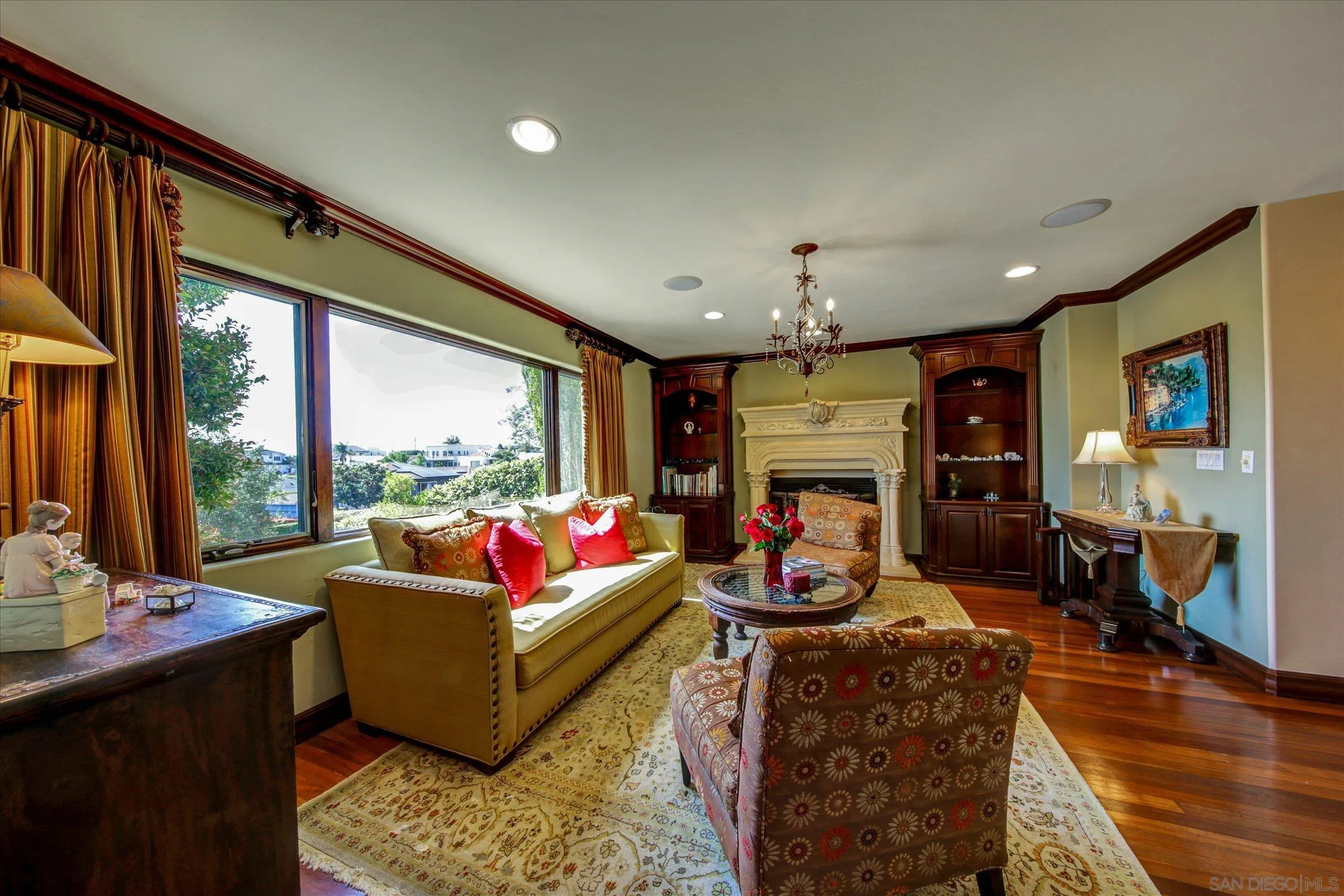 https://cdn.realtyfeed.com/cdn/127/260010250/52f713fadde81d16d49ffb23fbe7d39b.webp