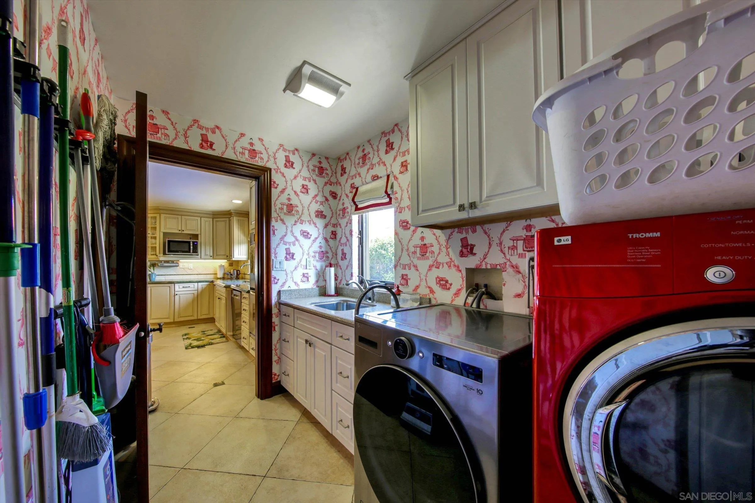 https://cdn.realtyfeed.com/cdn/127/260010250/66be75c93589c3c7dca9e4a5a4c04195.webp
